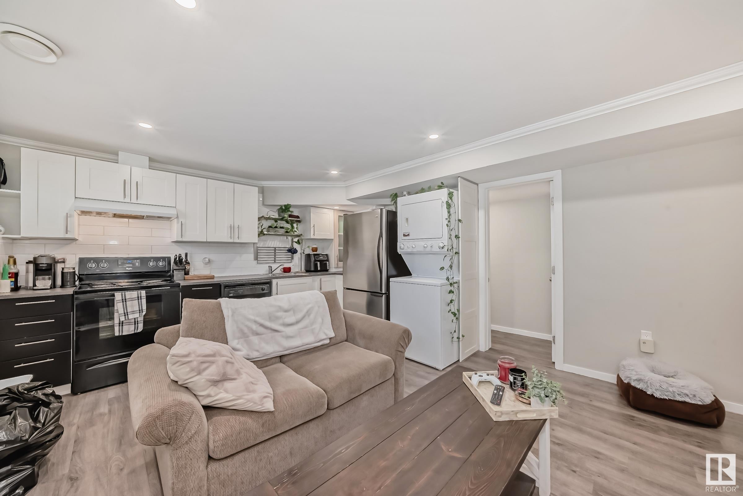      3 ROSEWOOD PL , Sherwood Park,  ,T8A 2H3 ;  Listing Number: MLS E4418493
