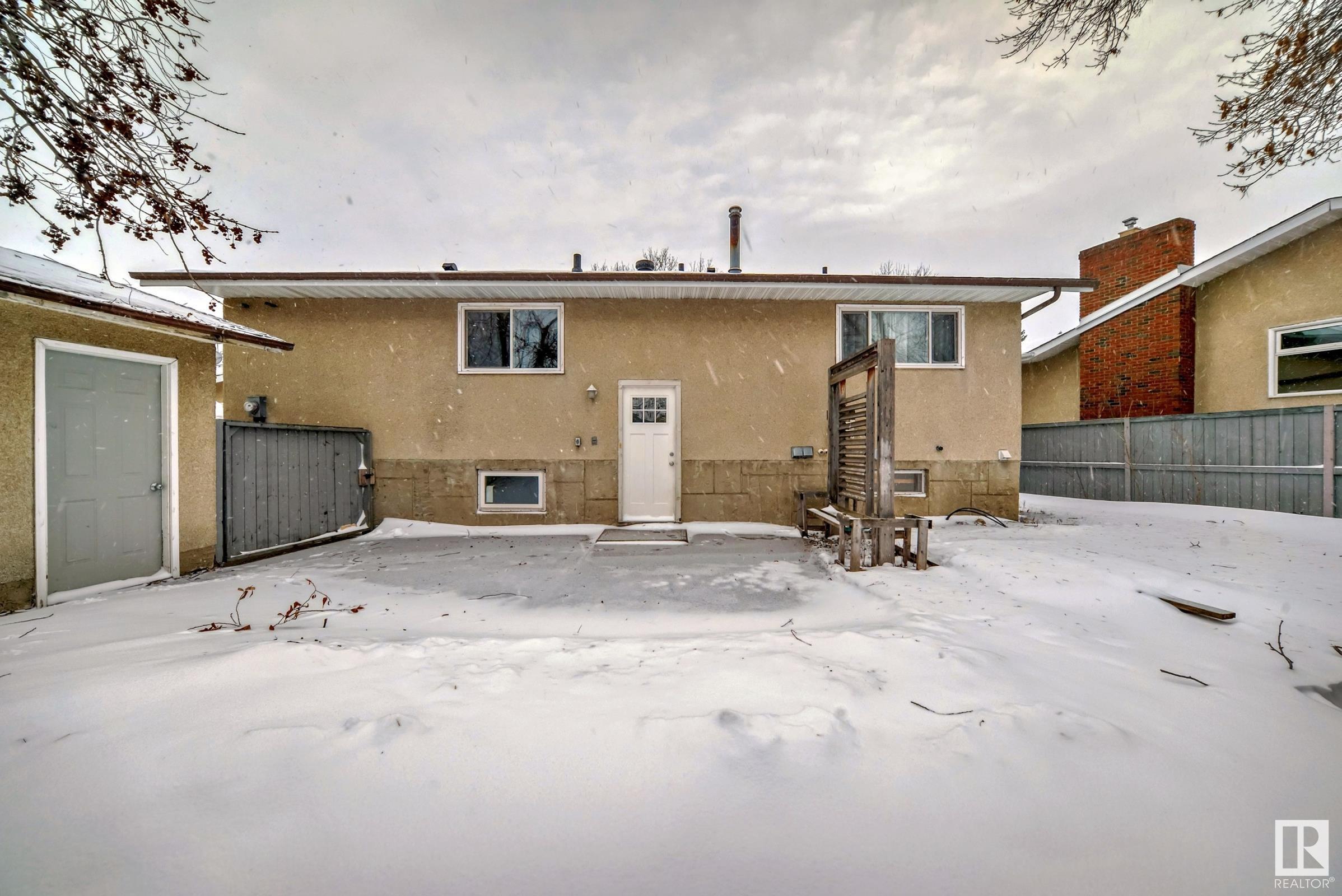      3 ROSEWOOD PL , Sherwood Park,  ,T8A 2H3 ;  Listing Number: MLS E4418493