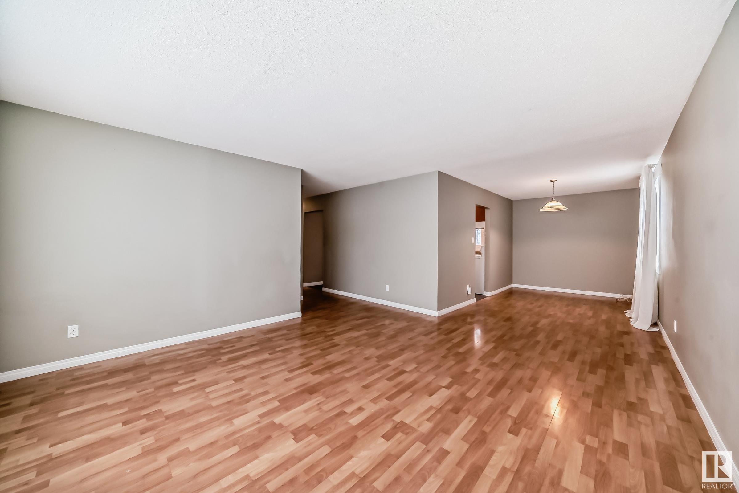      3 ROSEWOOD PL , Sherwood Park,  ,T8A 2H3 ;  Listing Number: MLS E4418493