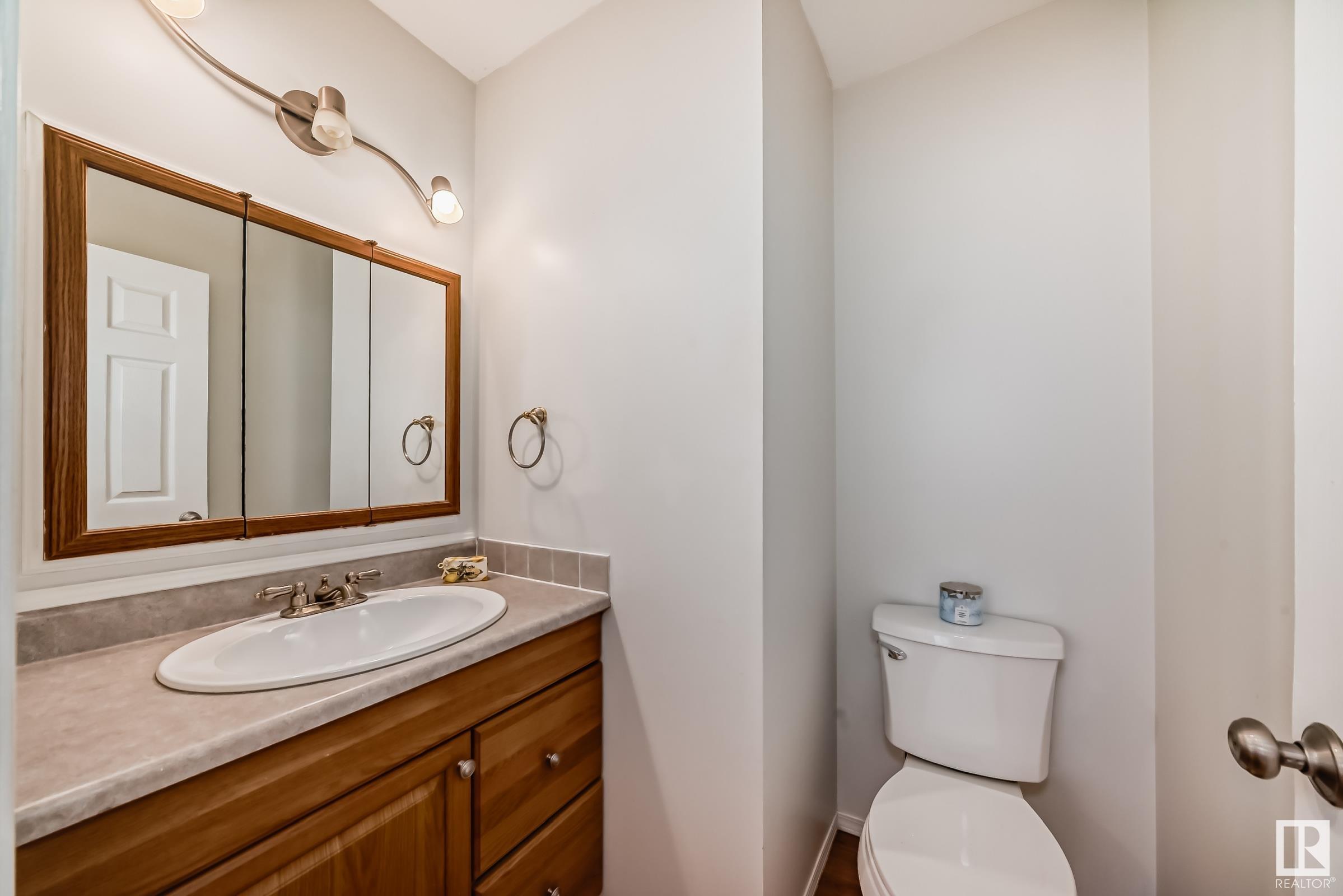      3 ROSEWOOD PL , Sherwood Park,  ,T8A 2H3 ;  Listing Number: MLS E4418493