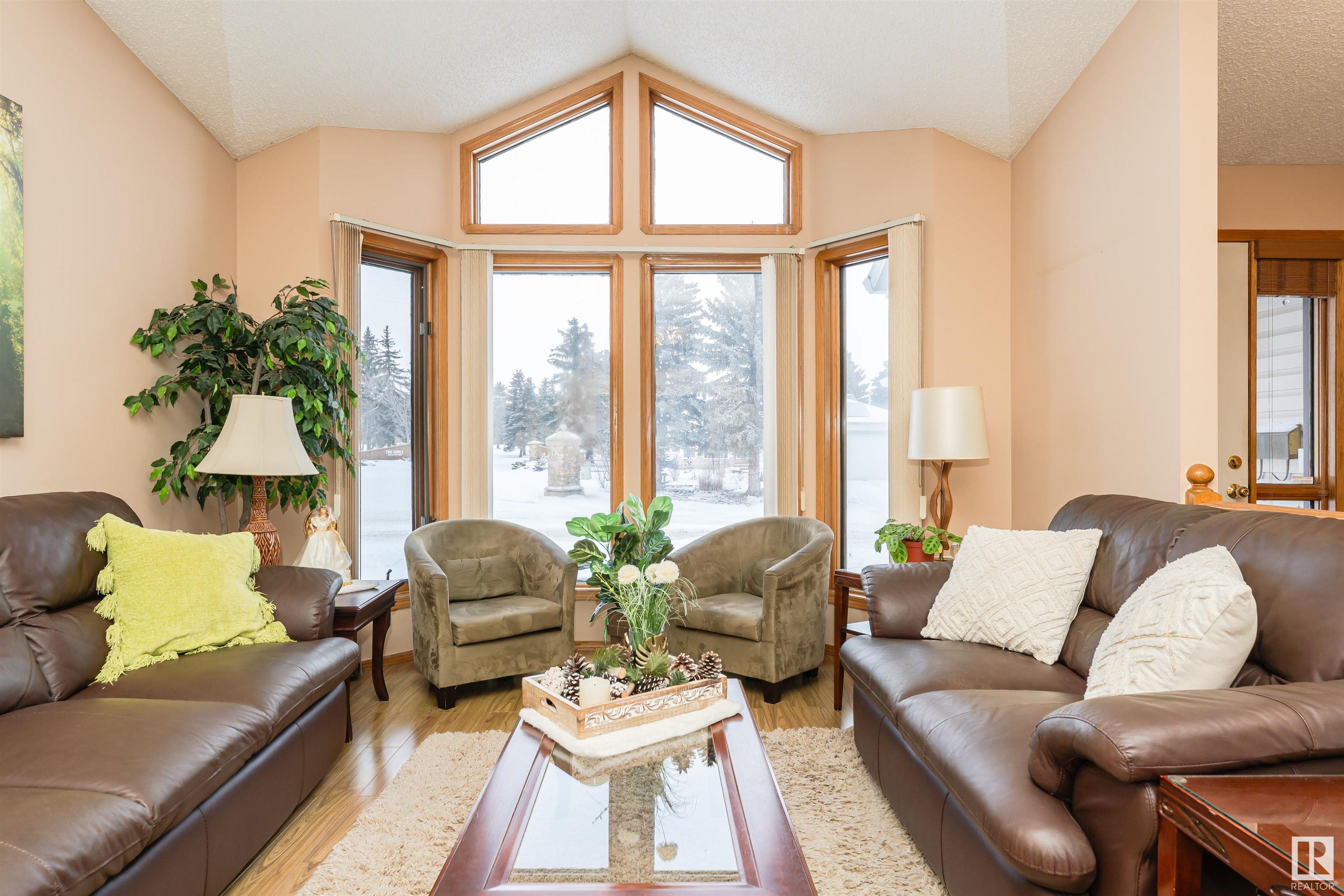      3 FAIRWAY DR , Spruce Grove,  ,T7X 3C9 ;  Listing Number: MLS E4418522