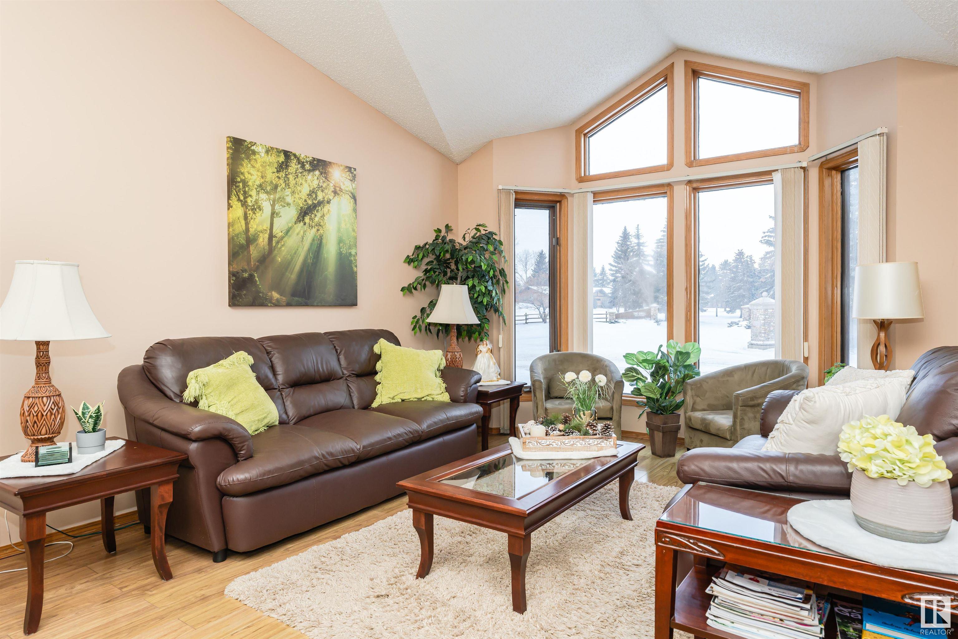      3 FAIRWAY DR , Spruce Grove,  ,T7X 3C9 ;  Listing Number: MLS E4418522