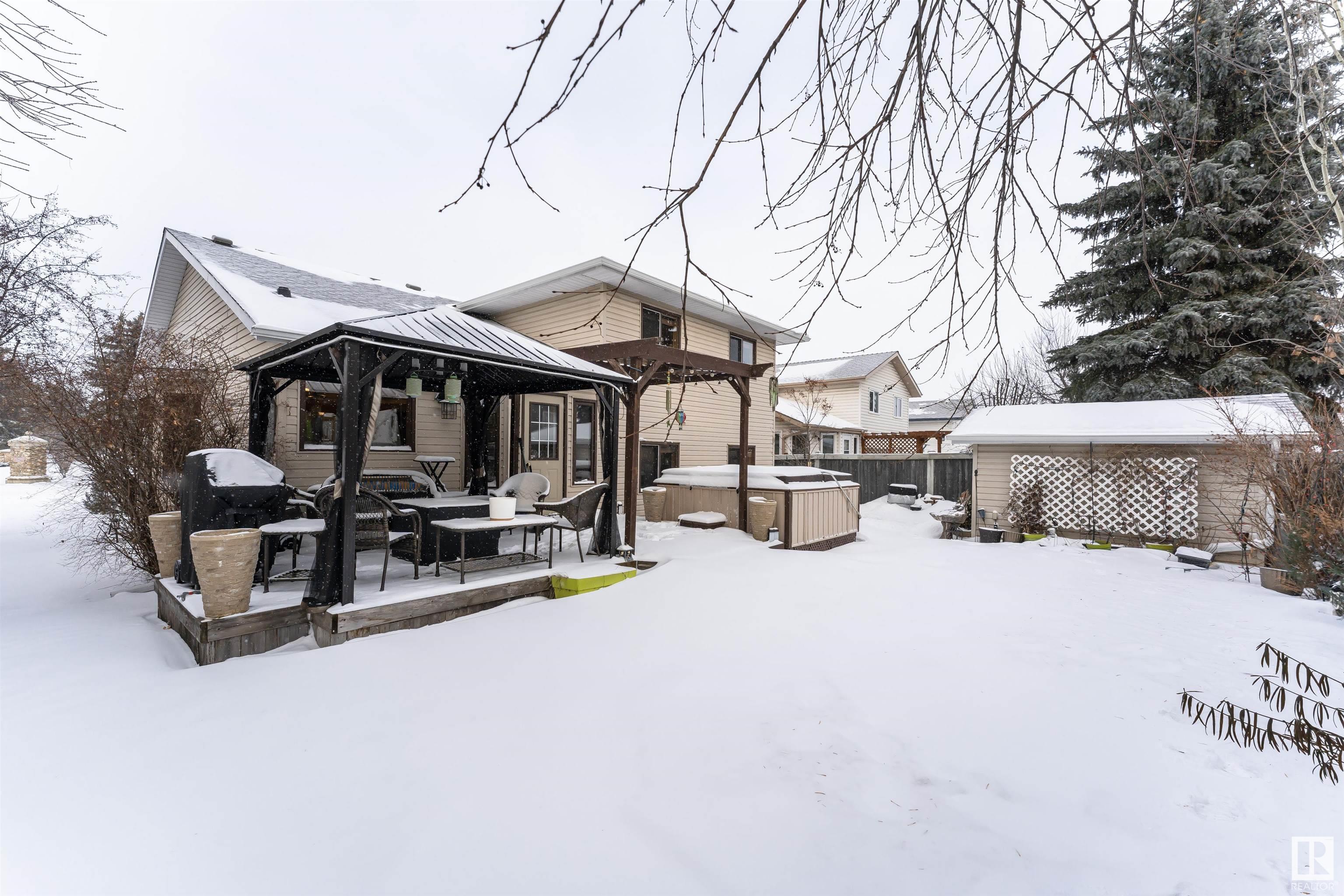      3 FAIRWAY DR , Spruce Grove,  ,T7X 3C9 ;  Listing Number: MLS E4418522