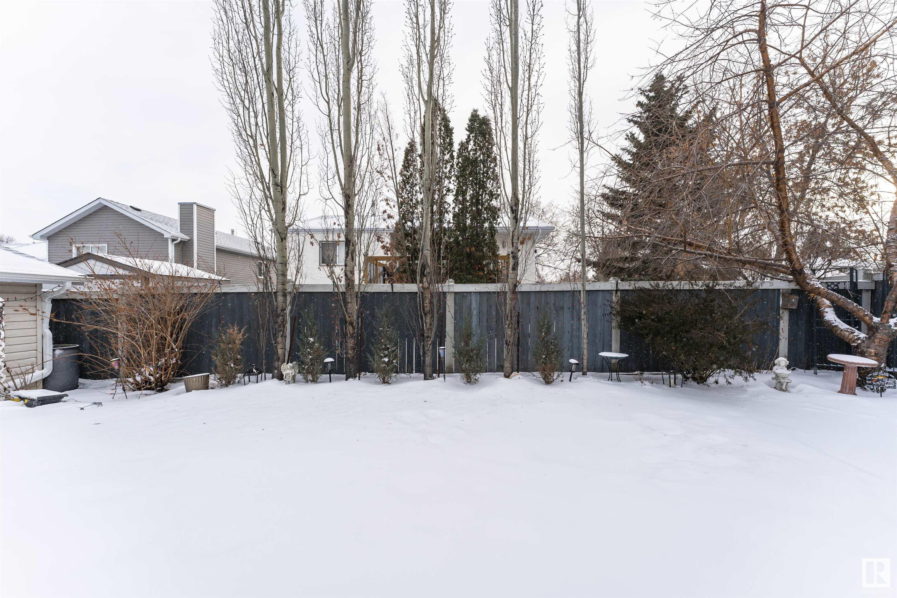      3 FAIRWAY DR , Spruce Grove,  ,T7X 3C9 ;  Listing Number: MLS E4418522