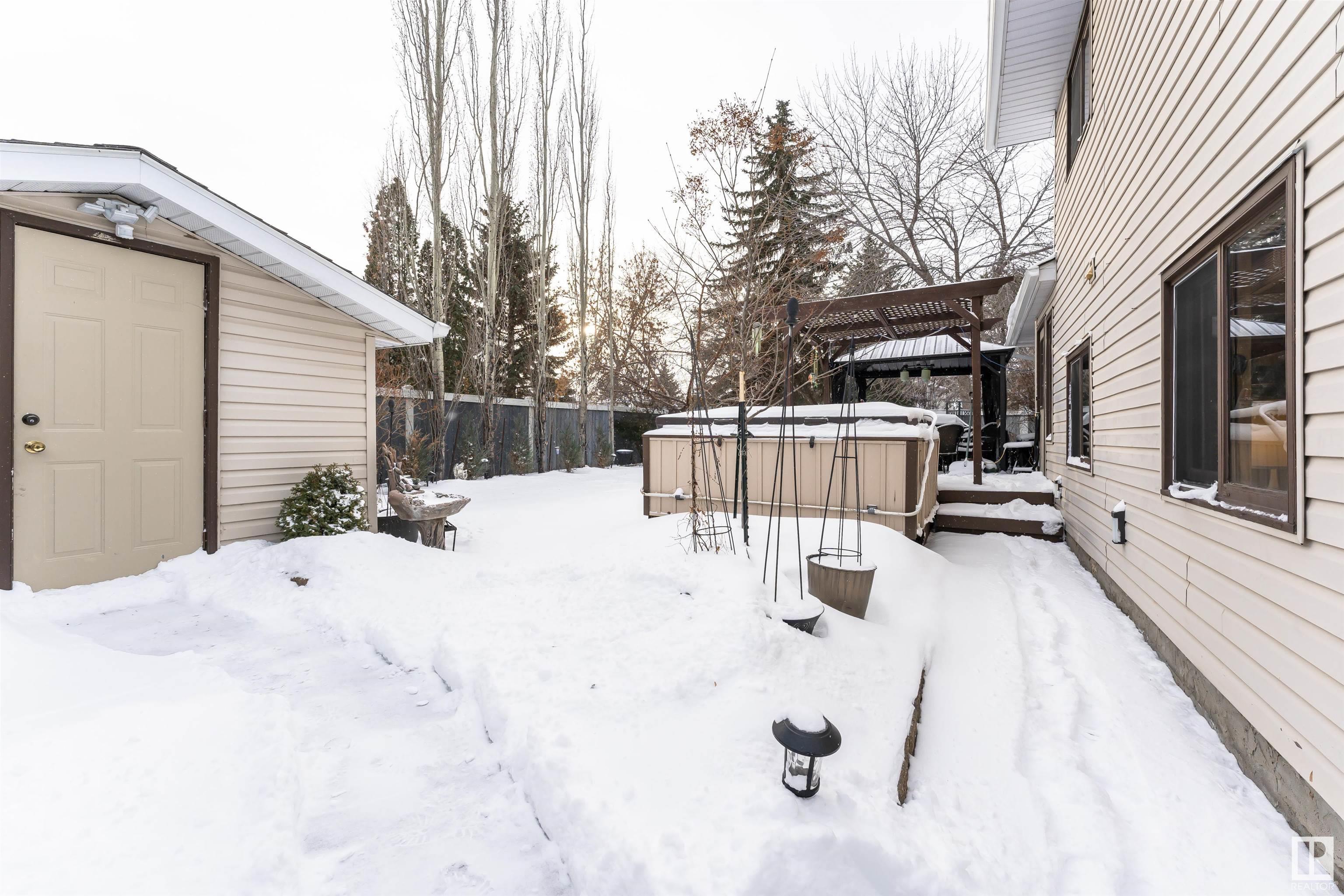      3 FAIRWAY DR , Spruce Grove,  ,T7X 3C9 ;  Listing Number: MLS E4418522
