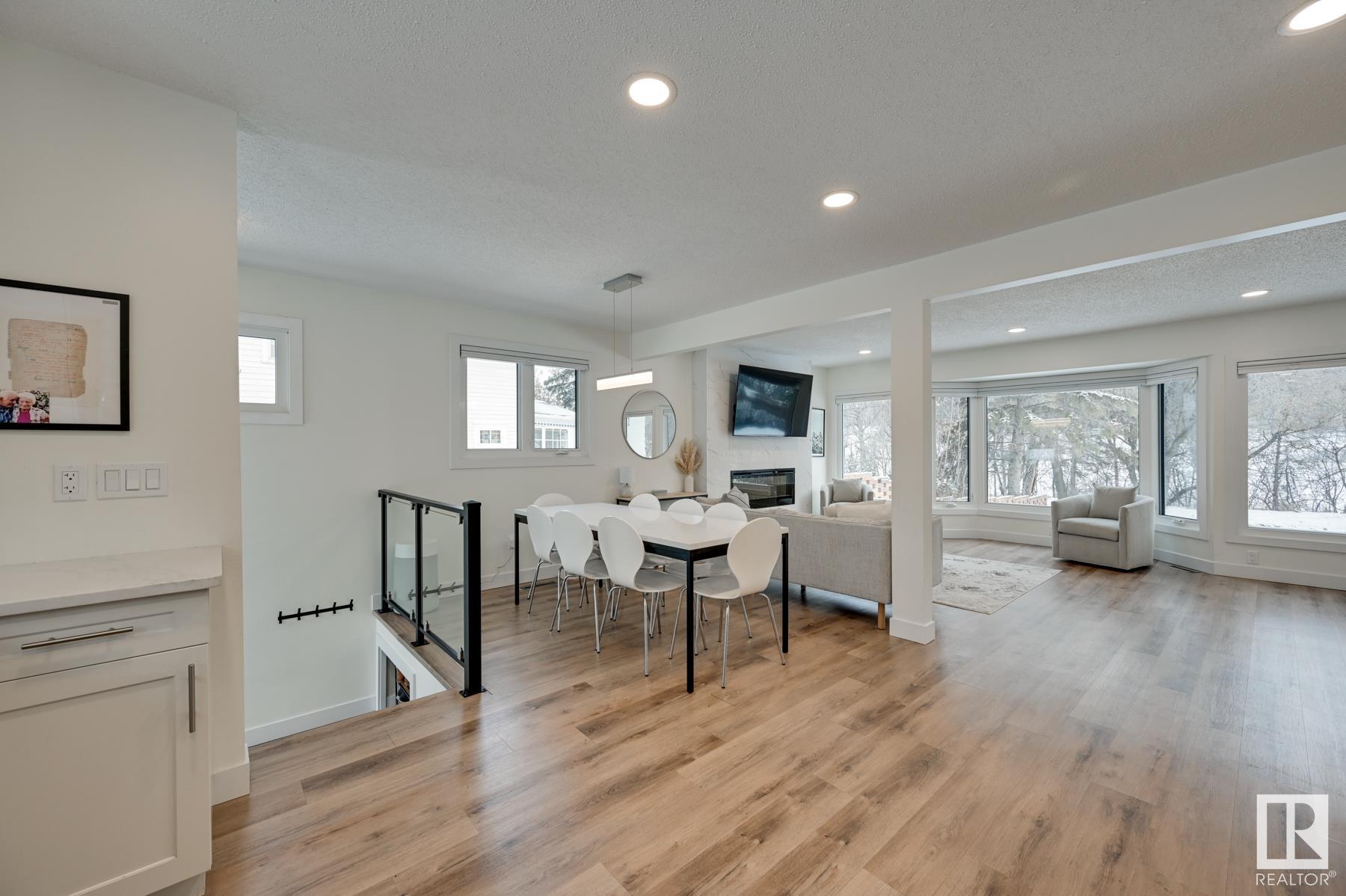      10118 87 ST NW , Edmonton,  ,T5H 1N4 ;  Listing Number: MLS E4418524