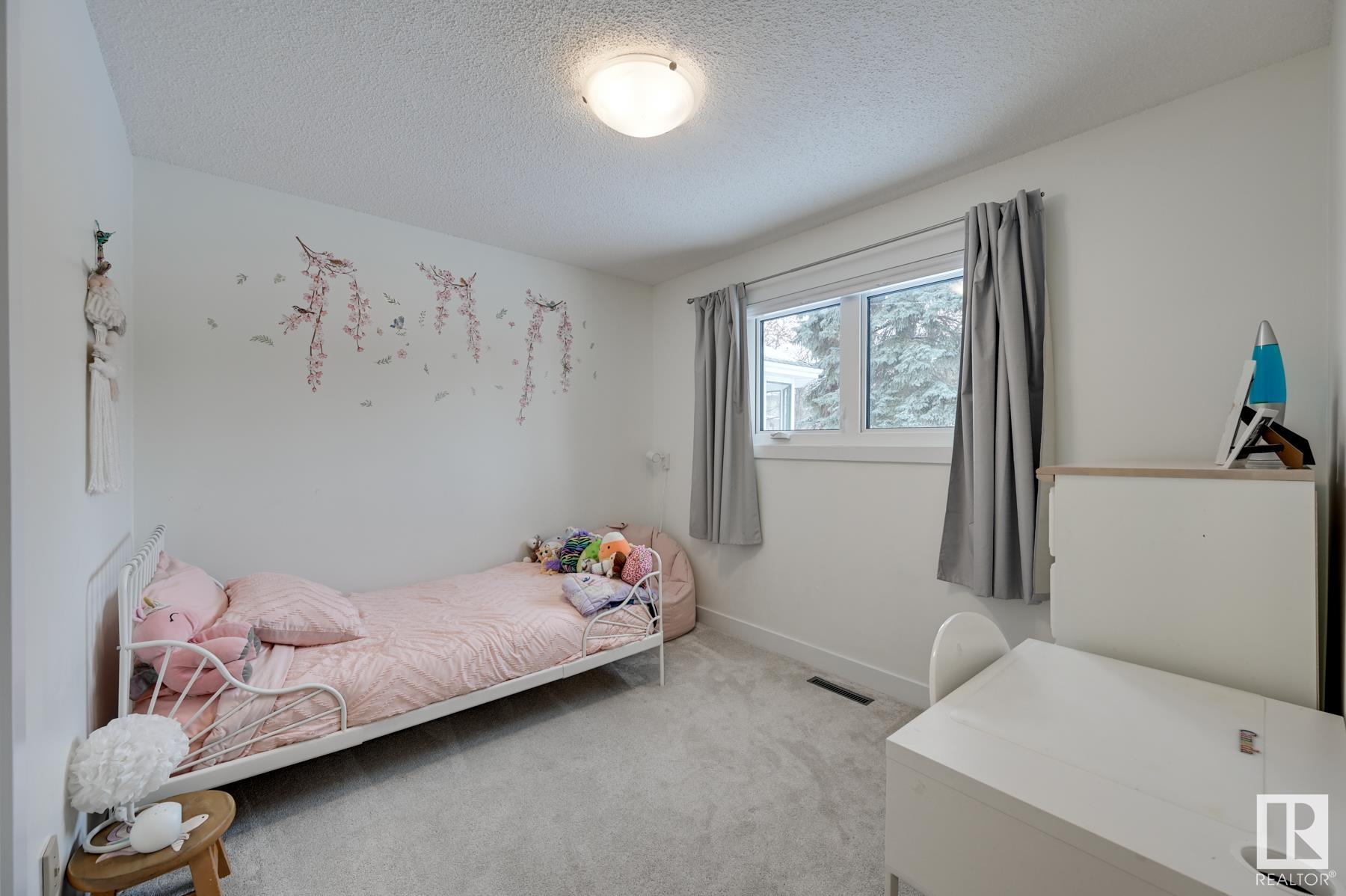      10118 87 ST NW , Edmonton,  ,T5H 1N4 ;  Listing Number: MLS E4418524
