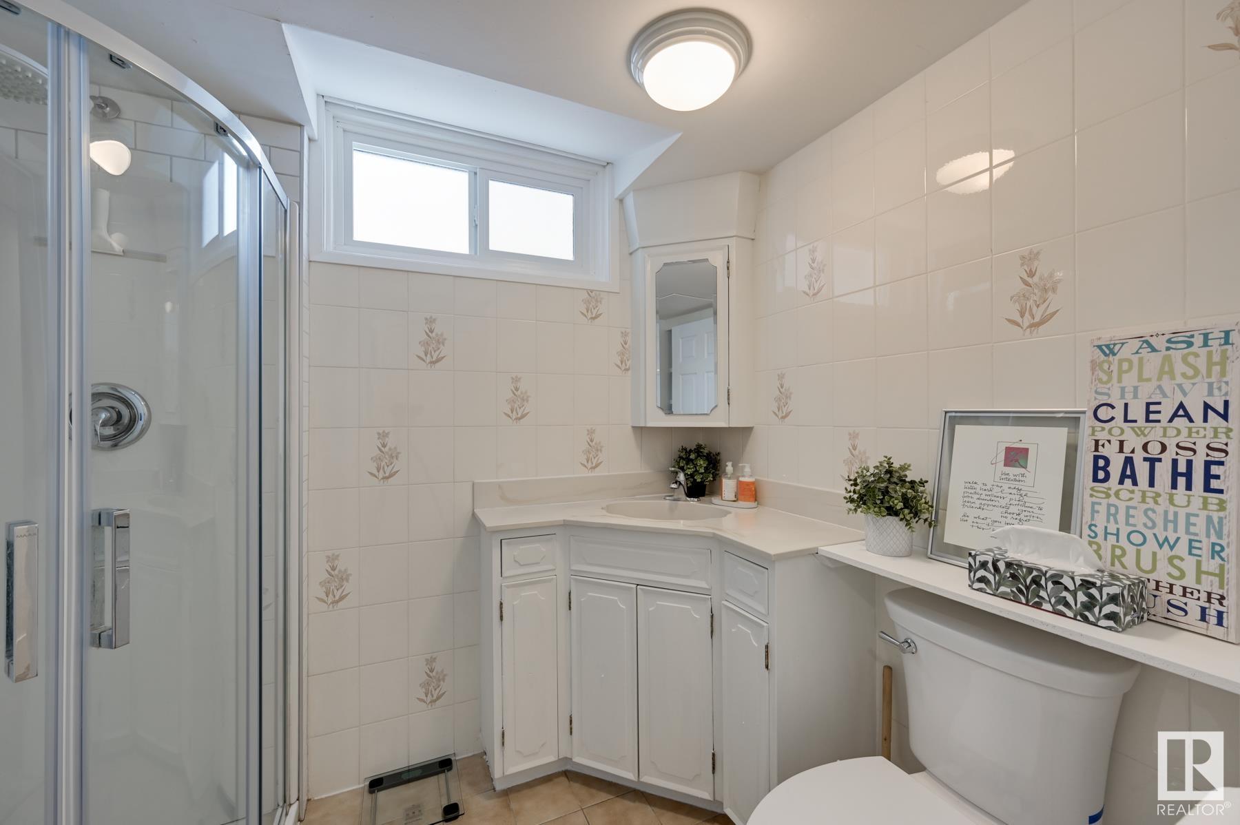      10118 87 ST NW , Edmonton,  ,T5H 1N4 ;  Listing Number: MLS E4418524