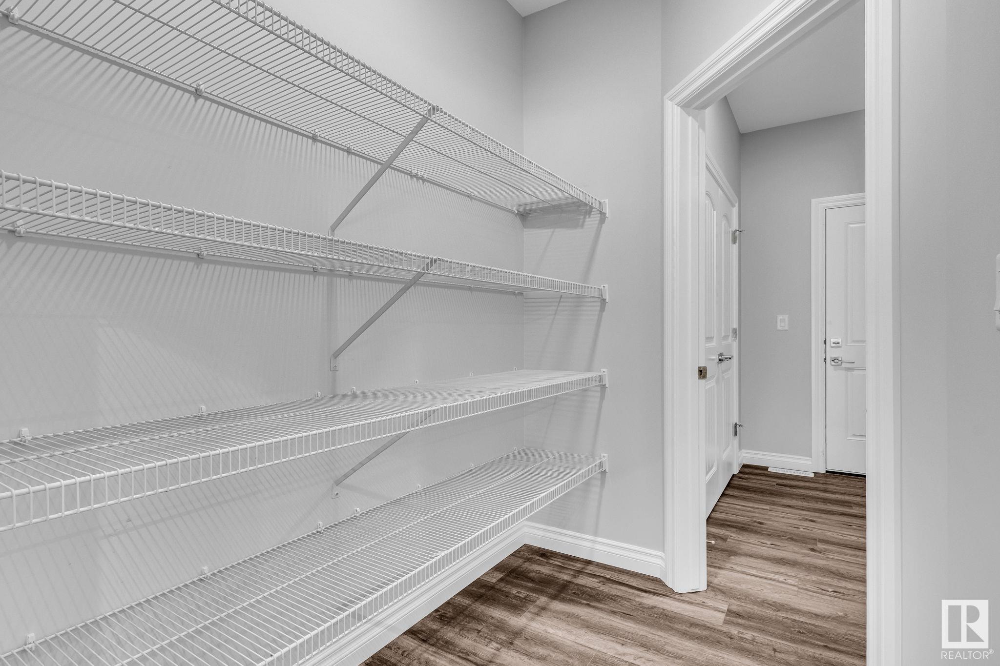      9232 pear DR SW SW , Edmonton,  ,T6X 2X5 ;  Listing Number: MLS E4418529