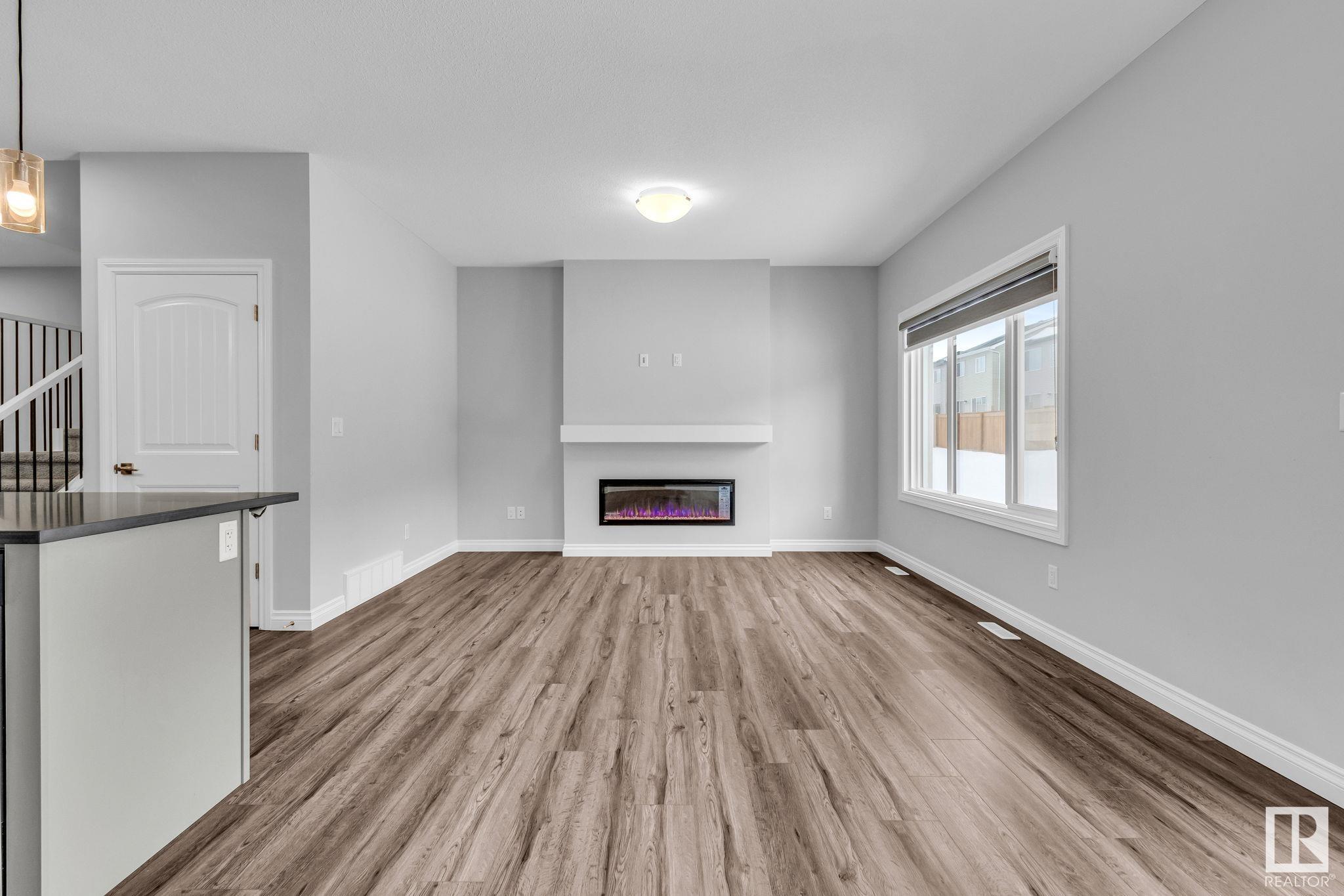      9232 pear DR SW SW , Edmonton,  ,T6X 2X5 ;  Listing Number: MLS E4418529