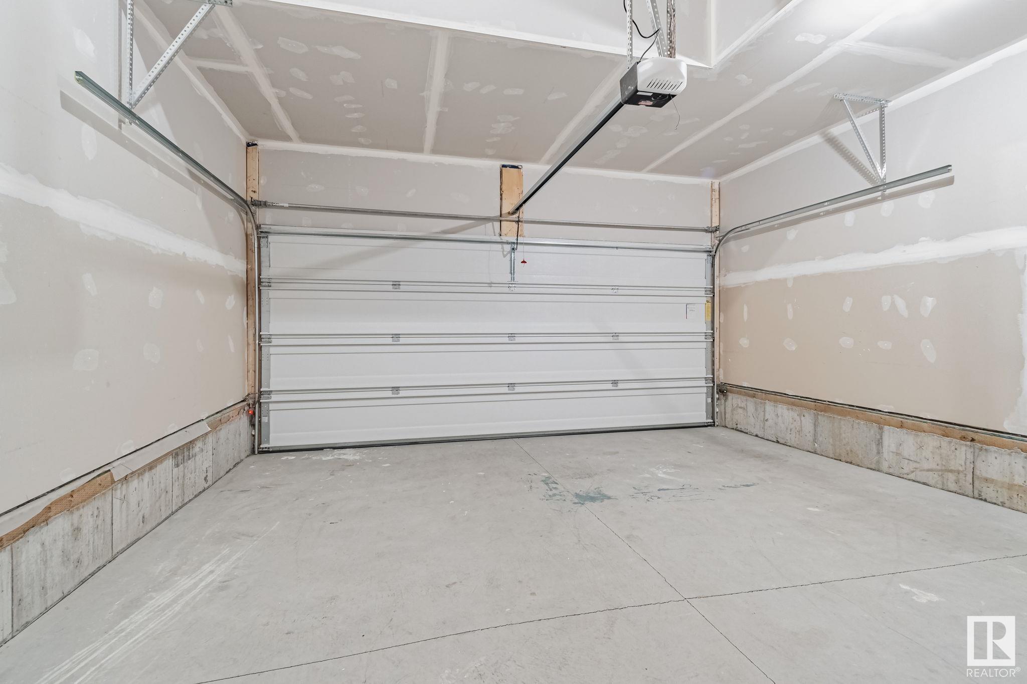      9232 pear DR SW SW , Edmonton,  ,T6X 2X5 ;  Listing Number: MLS E4418529