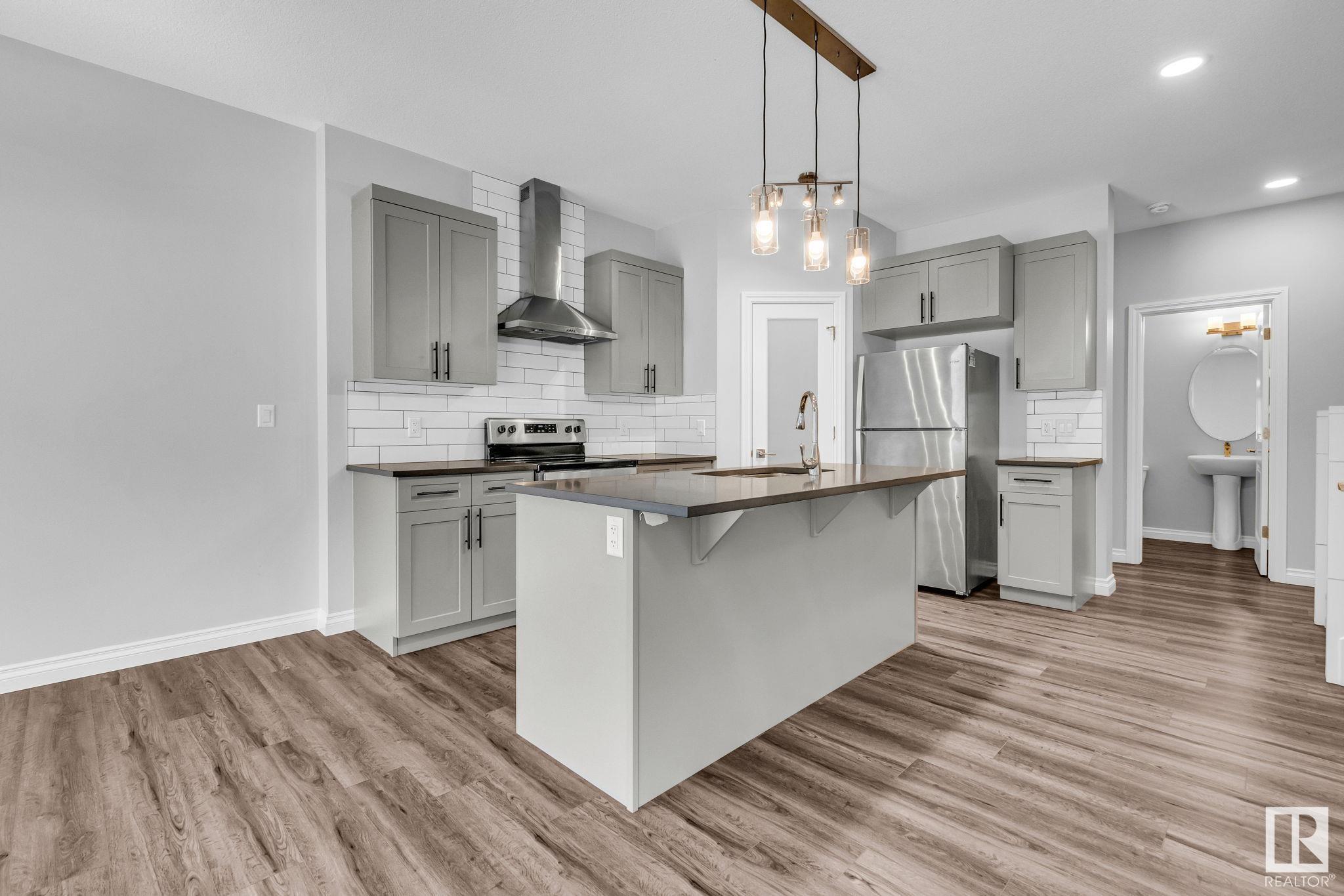      9232 pear DR SW SW , Edmonton,  ,T6X 2X5 ;  Listing Number: MLS E4418529