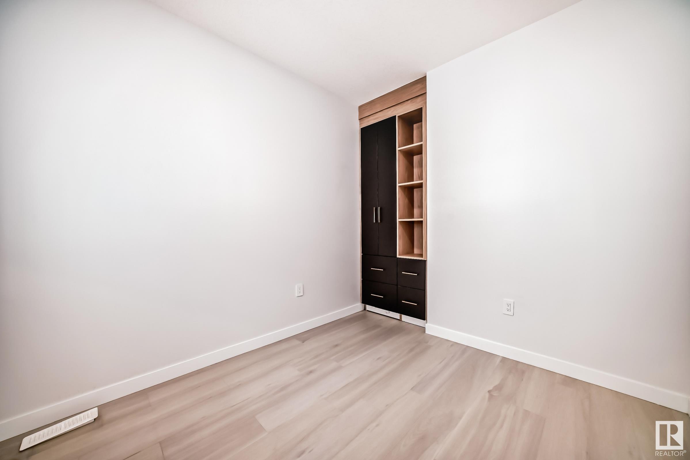      65 ASHBURY CR , Spruce Grove,  ,T7X 3C6 ;  Listing Number: MLS E4418533