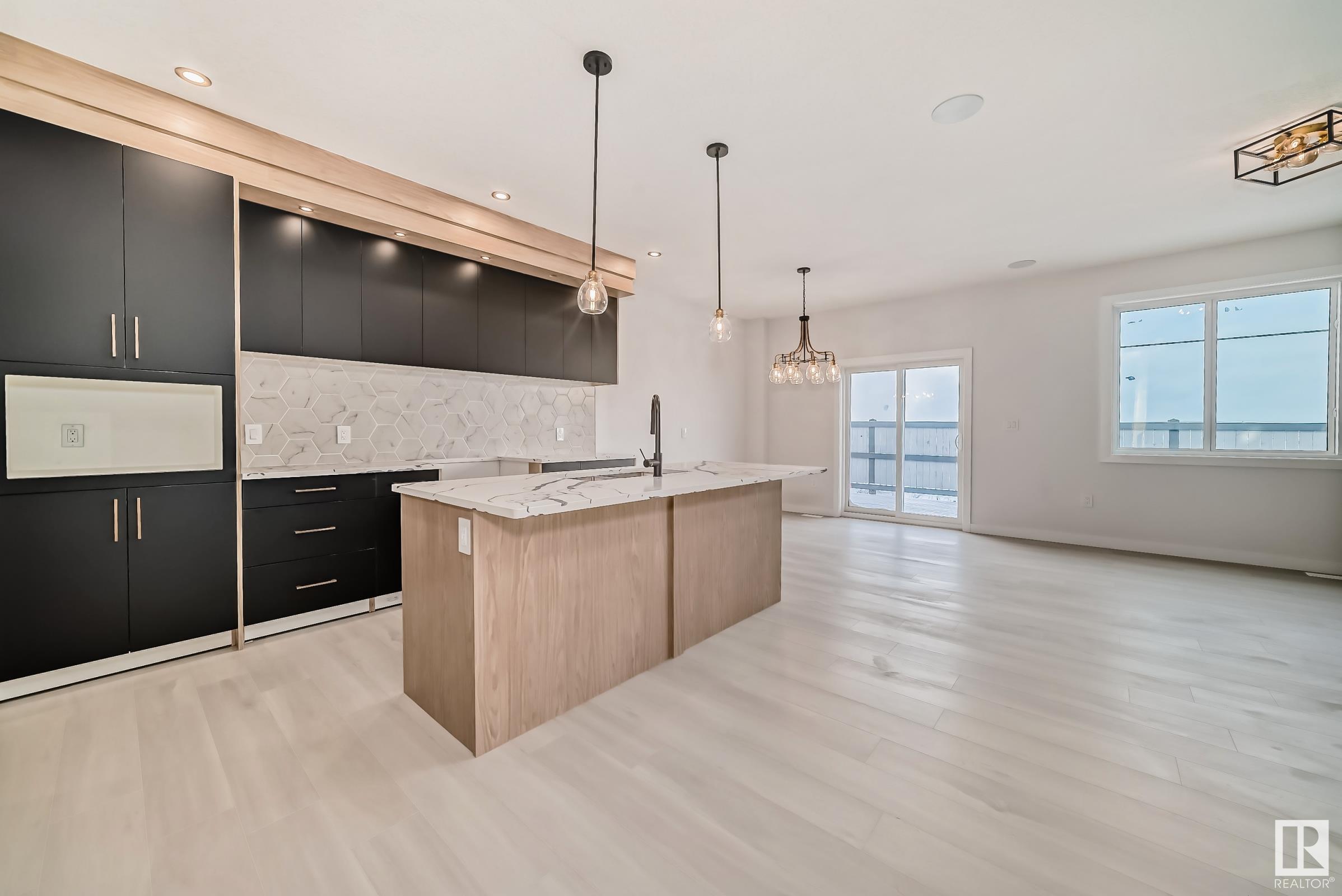      65 ASHBURY CR , Spruce Grove,  ,T7X 3C6 ;  Listing Number: MLS E4418533
