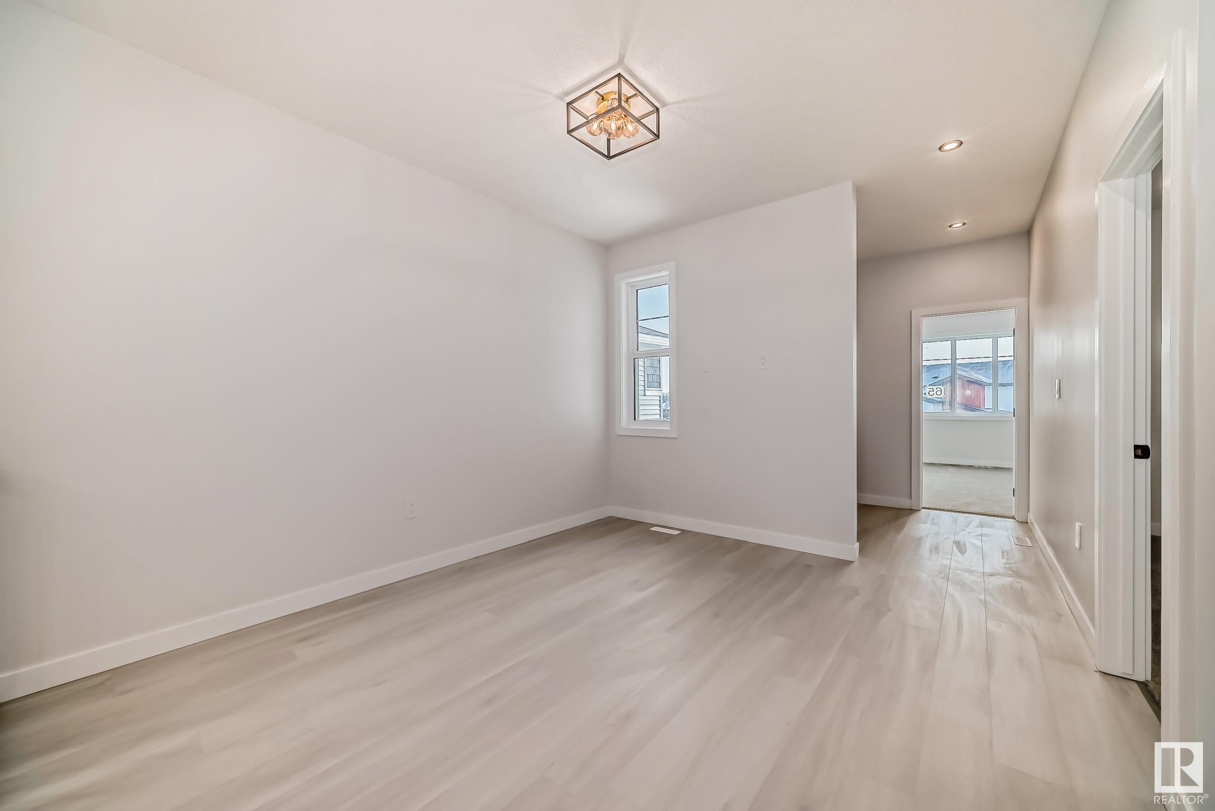      65 ASHBURY CR , Spruce Grove,  ,T7X 3C6 ;  Listing Number: MLS E4418533