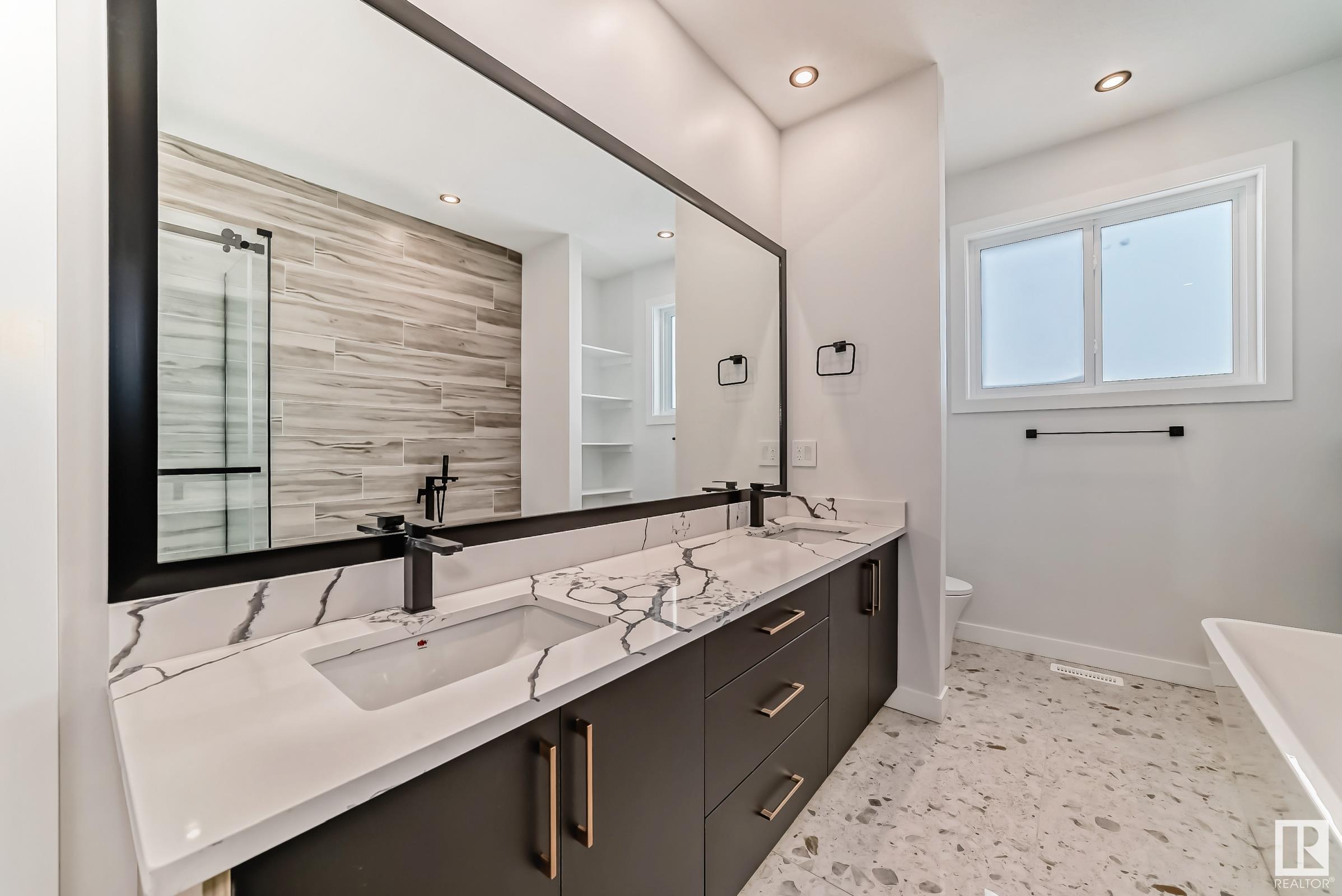      65 ASHBURY CR , Spruce Grove,  ,T7X 3C6 ;  Listing Number: MLS E4418533