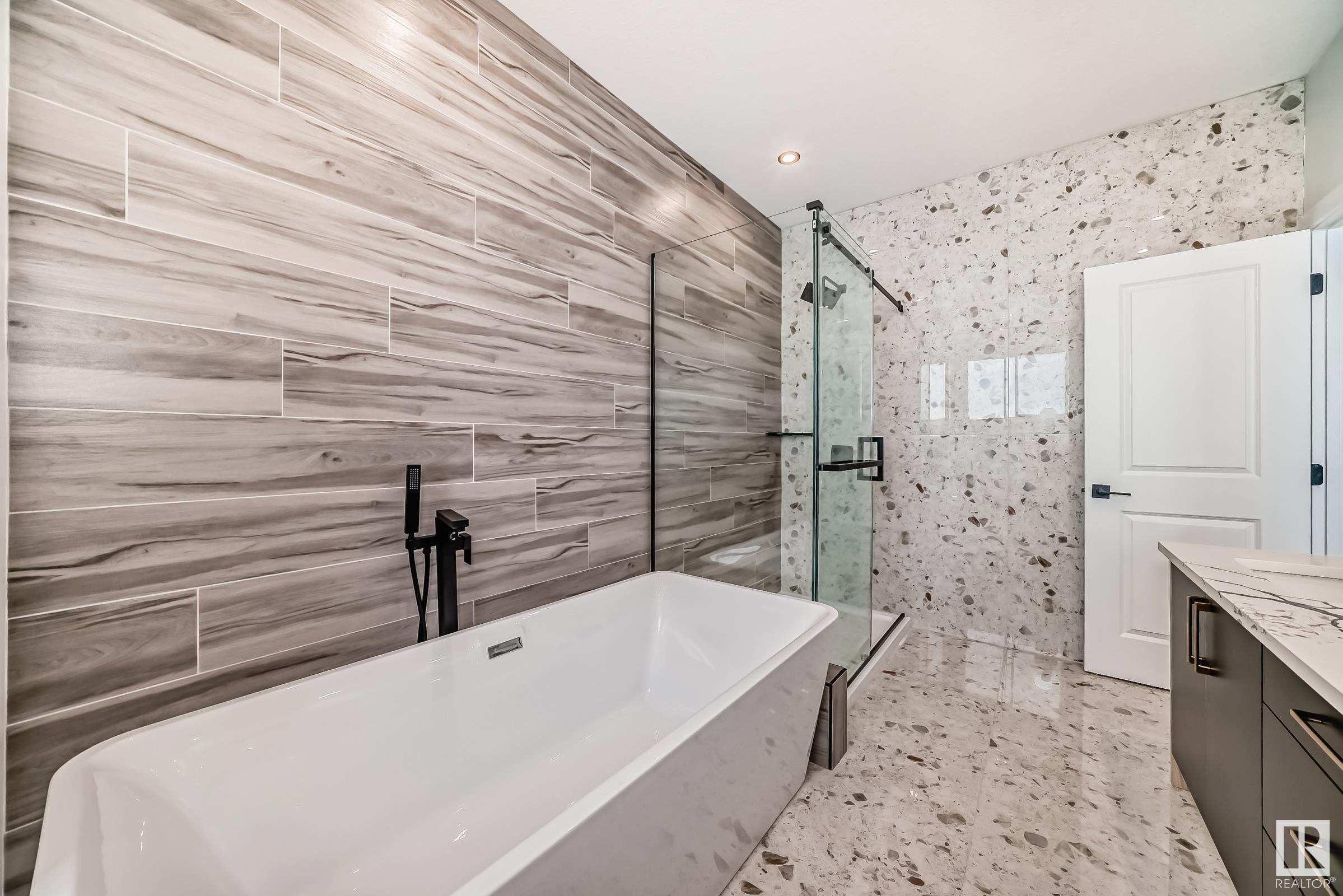      65 ASHBURY CR , Spruce Grove,  ,T7X 3C6 ;  Listing Number: MLS E4418533
