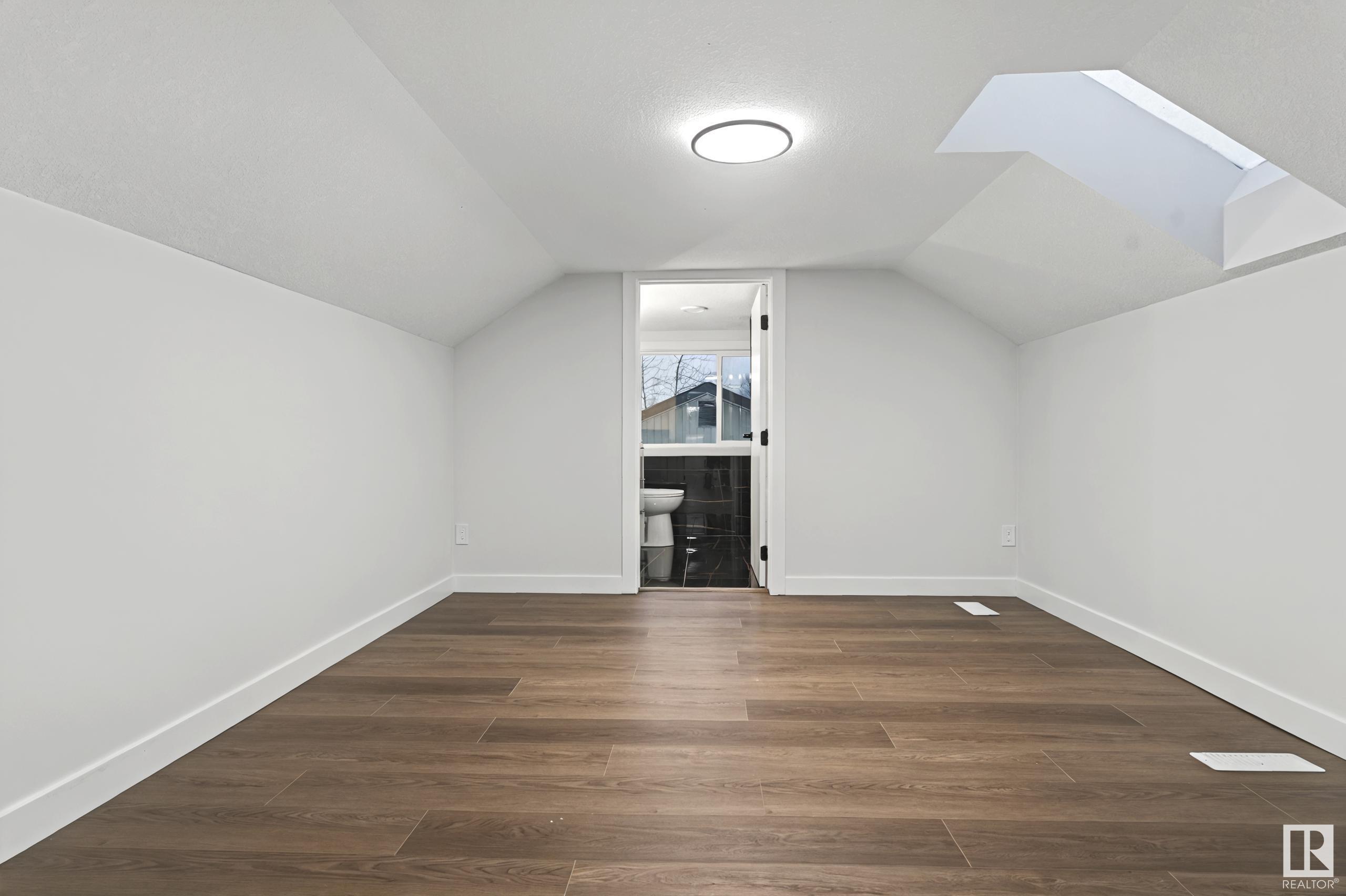      12111 39 ST NW , Edmonton,  ,T5W 2J9 ;  Listing Number: MLS E4418537