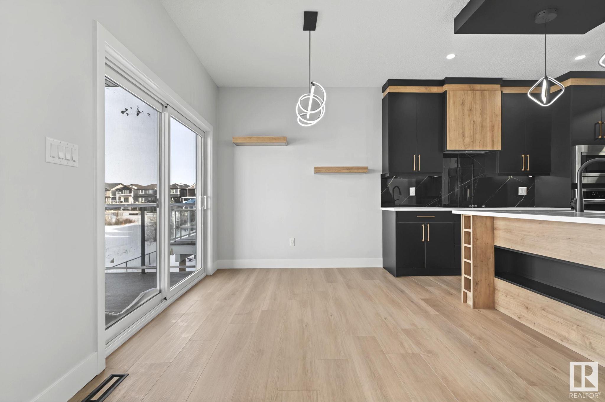      1313 MCCONACHIE BV NW , Edmonton,  ,T5Y 0K8 ;  Listing Number: MLS E4418546