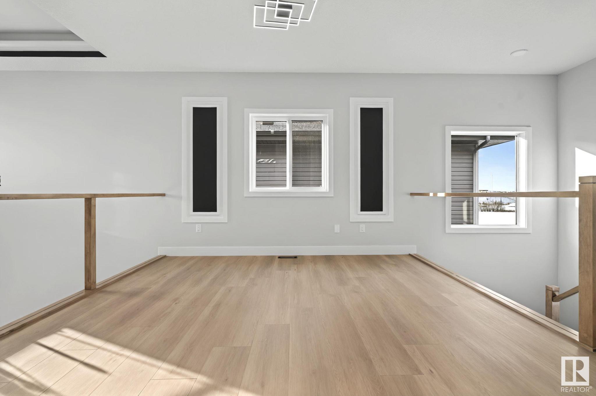      1313 MCCONACHIE BV NW , Edmonton,  ,T5Y 0K8 ;  Listing Number: MLS E4418546