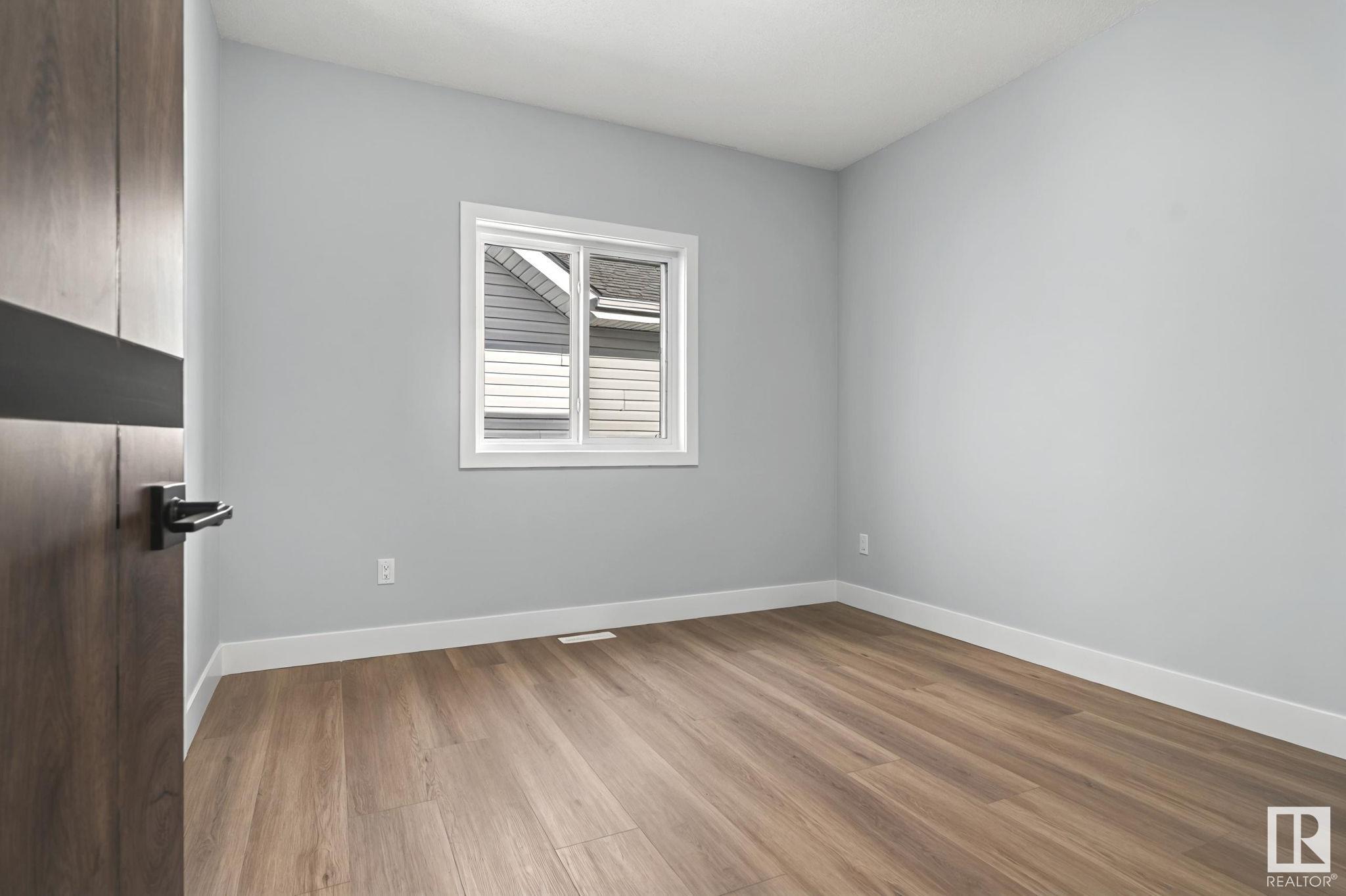     1313 MCCONACHIE BV NW , Edmonton,  ,T5Y 0K8 ;  Listing Number: MLS E4418546
