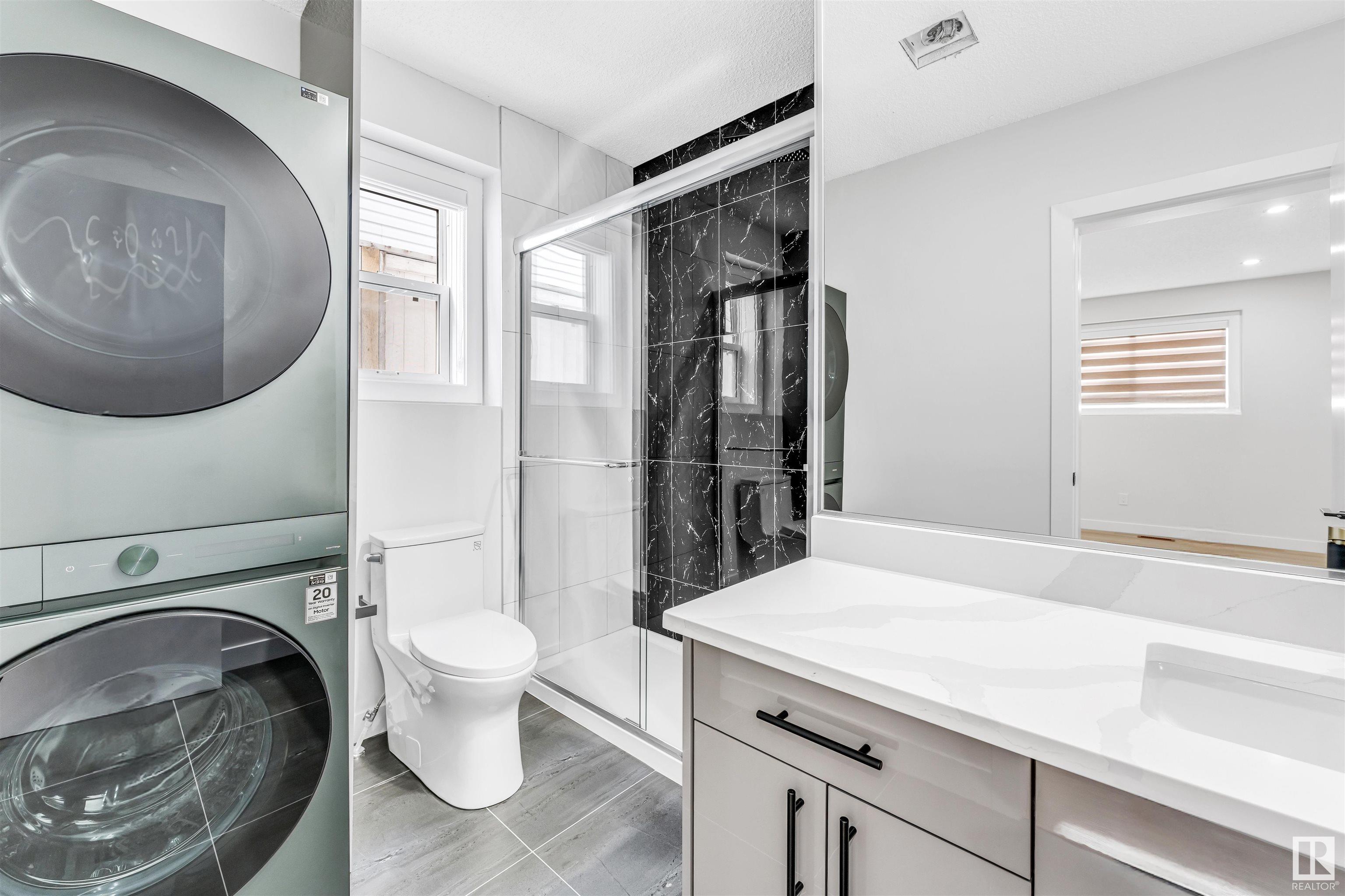      525 JELLETT WY NW , Edmonton,  ,T6L 6P9 ;  Listing Number: MLS E4418549