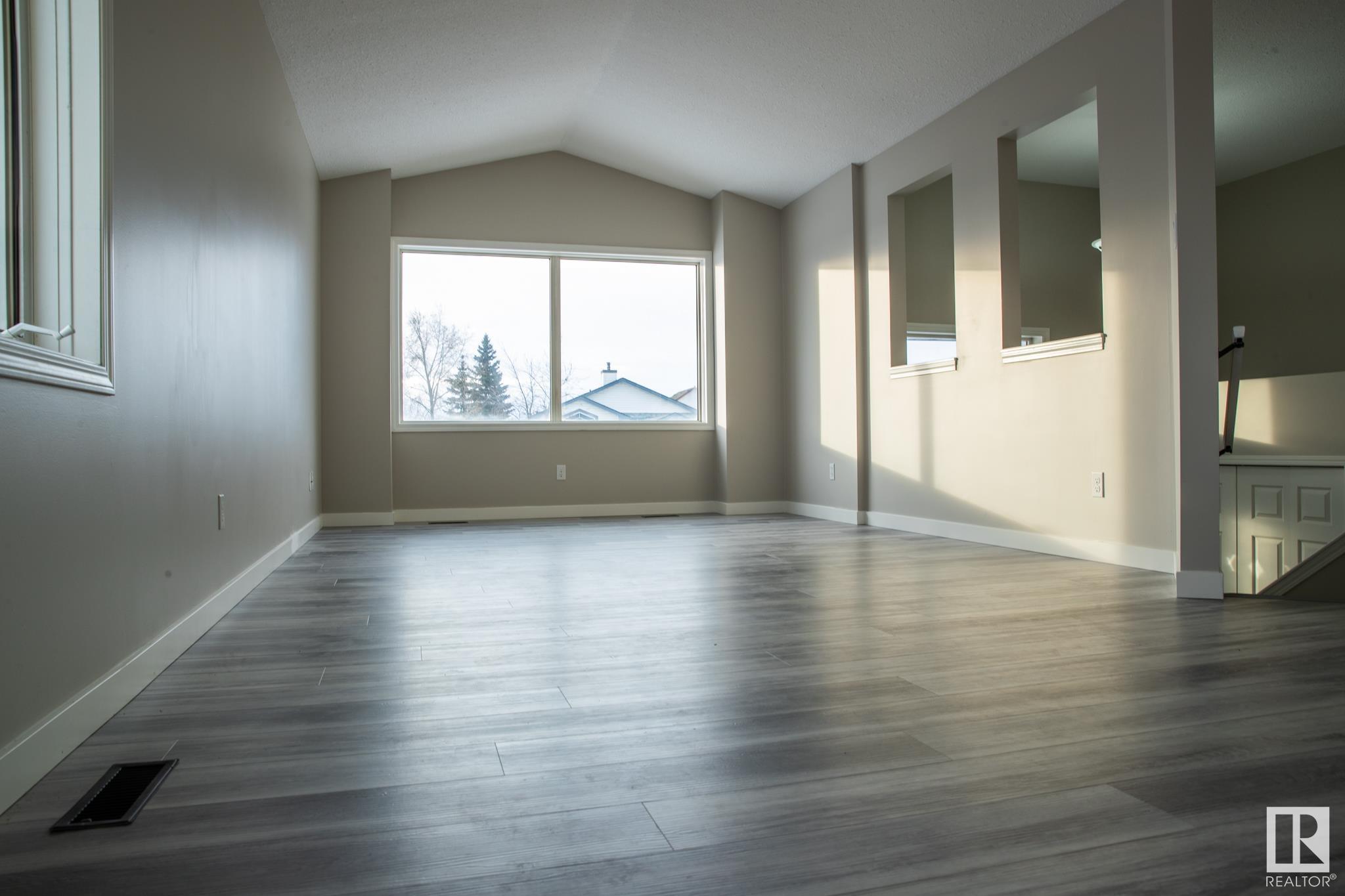      62 LANDSDOWNE DR , Spruce Grove,  ,T7X 3Z7 ;  Listing Number: MLS E4418553