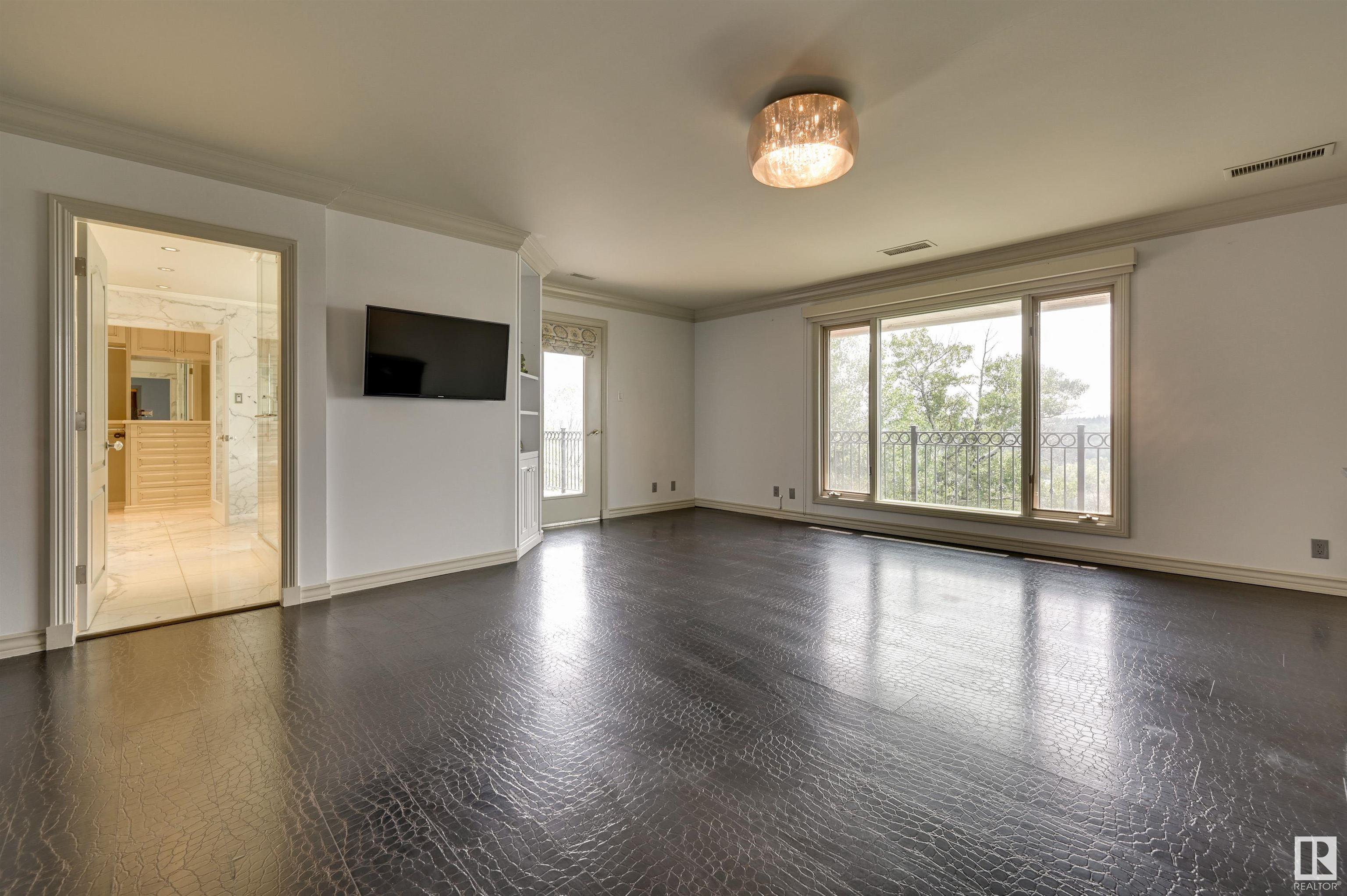      179 QUESNELL CR NW , Edmonton,  ,T5R 5P1 ;  Listing Number: MLS E4418558
