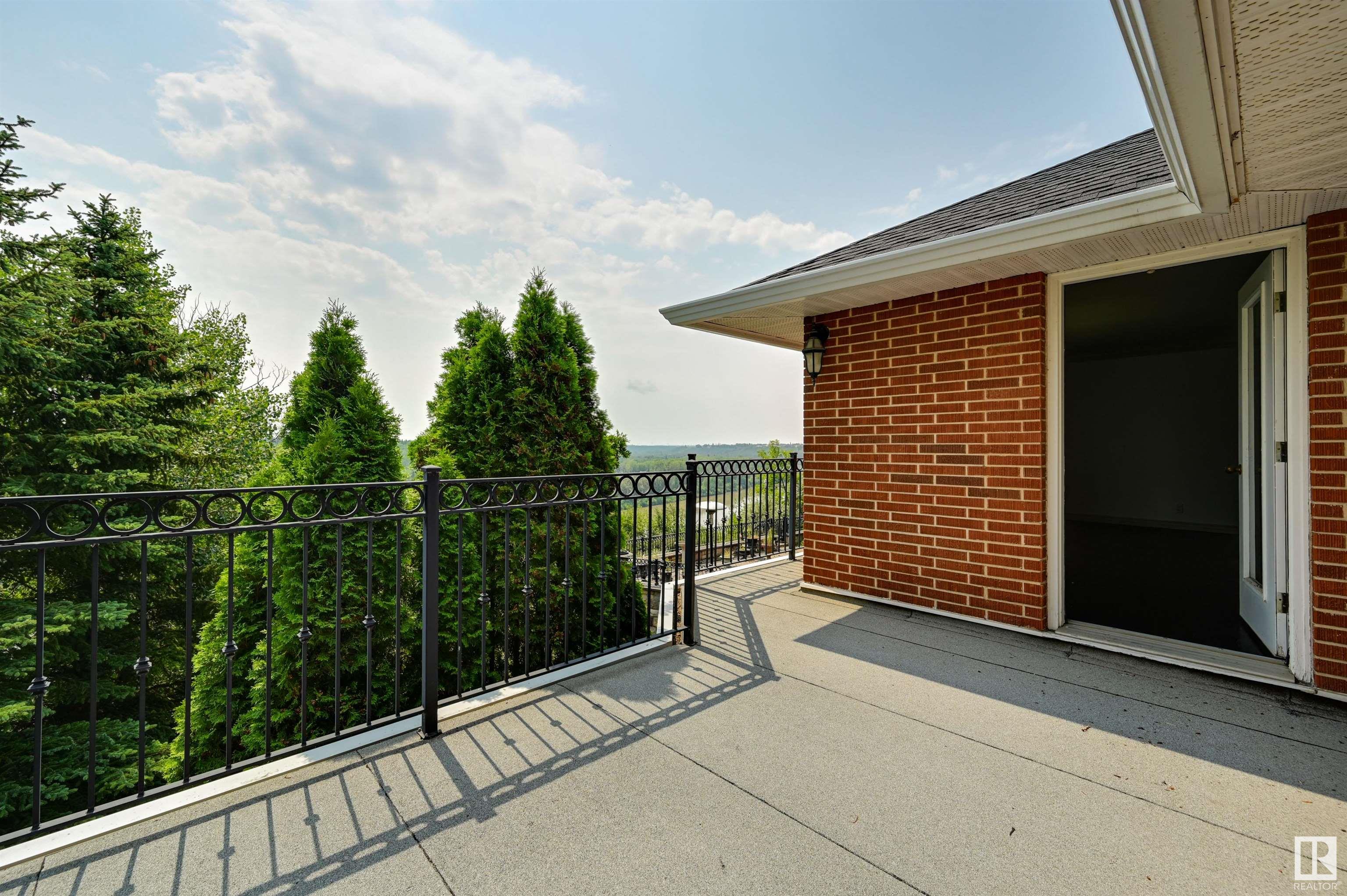      179 QUESNELL CR NW , Edmonton,  ,T5R 5P1 ;  Listing Number: MLS E4418558
