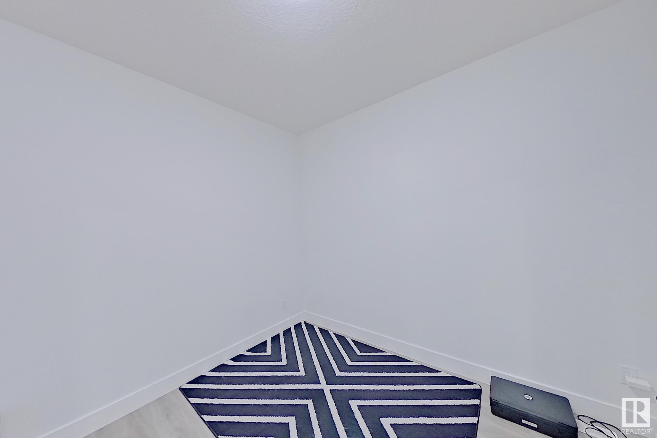      1027 151 AV NW NW , Edmonton,  ,T5Y 4C8 ;  Listing Number: MLS E4418562