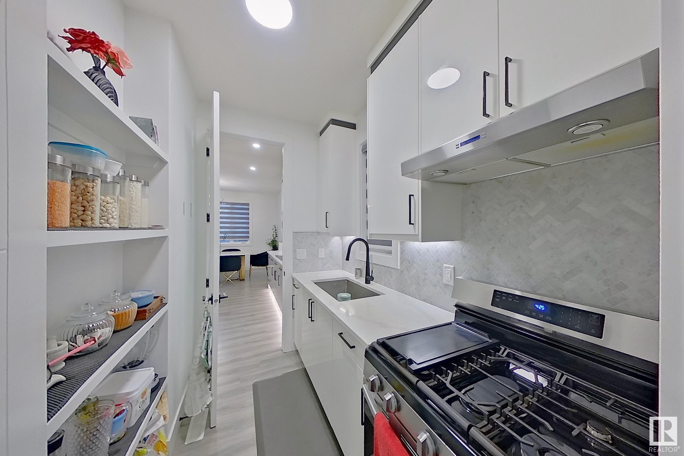      1027 151 AV NW NW , Edmonton,  ,T5Y 4C8 ;  Listing Number: MLS E4418562