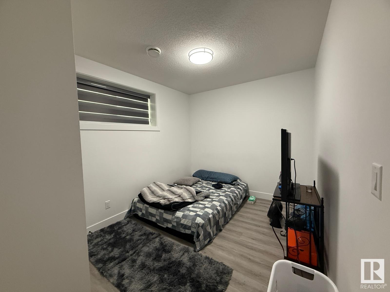      1027 151 AV NW NW , Edmonton,  ,T5Y 4C8 ;  Listing Number: MLS E4418562