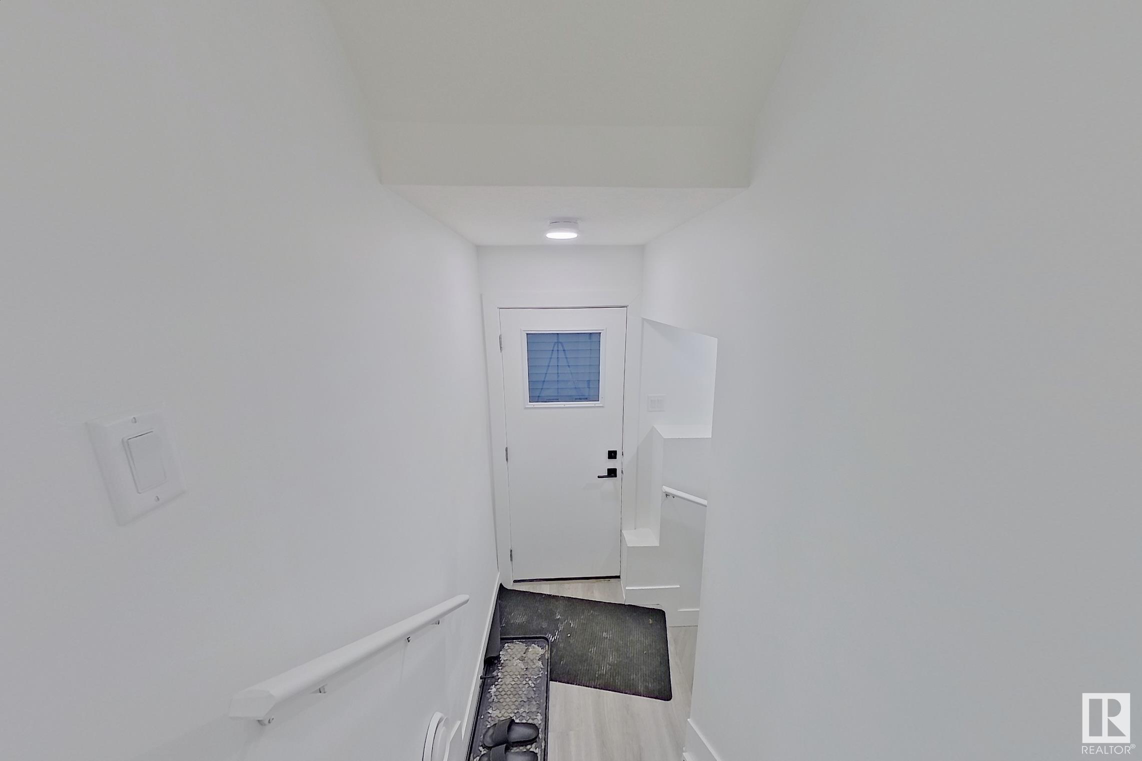      1027 151 AV NW NW , Edmonton,  ,T5Y 4C8 ;  Listing Number: MLS E4418562