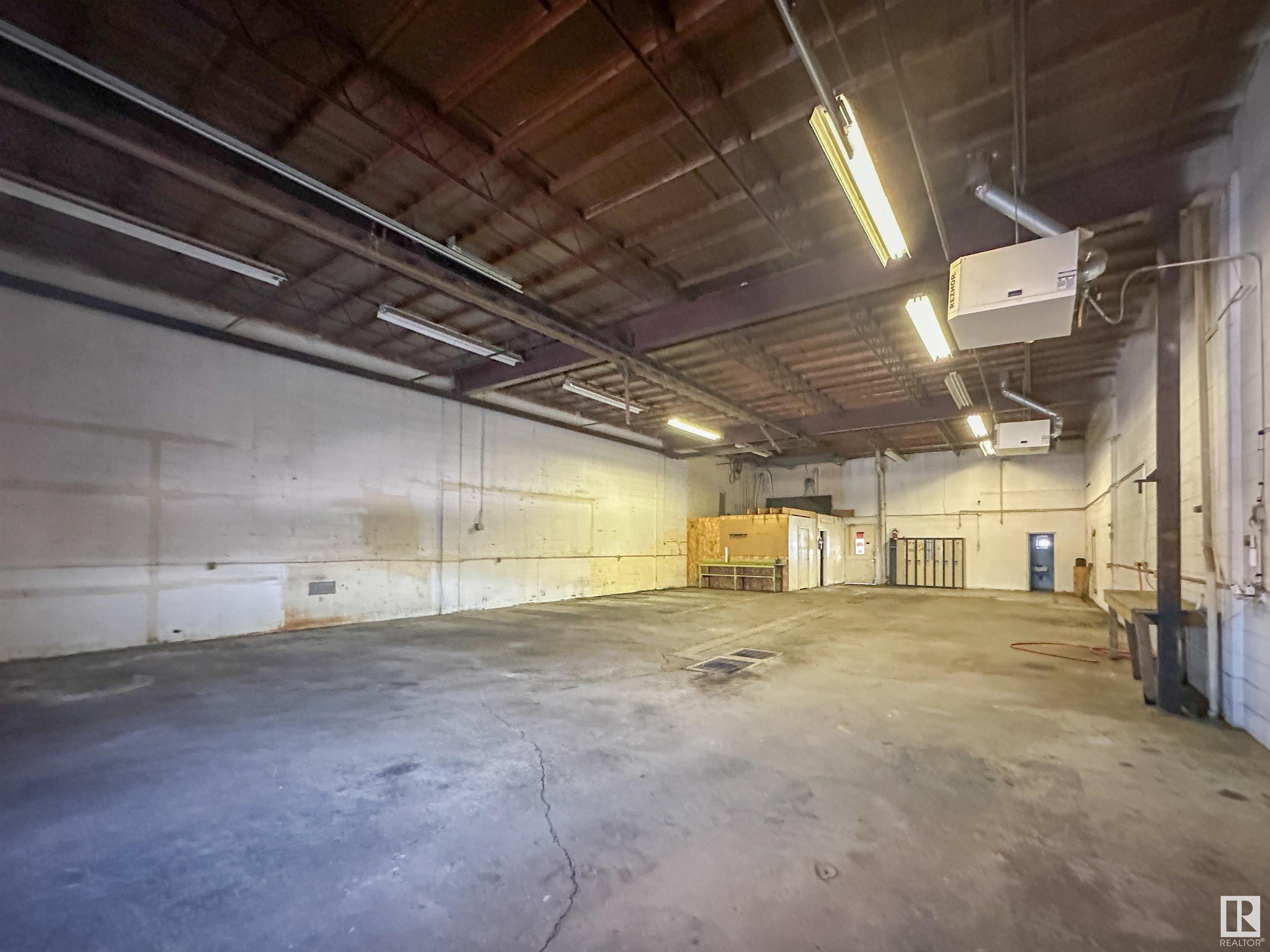      6046 87 ST NW , Edmonton,  ,T6E 2Y4 ;  Listing Number: MLS E4418563