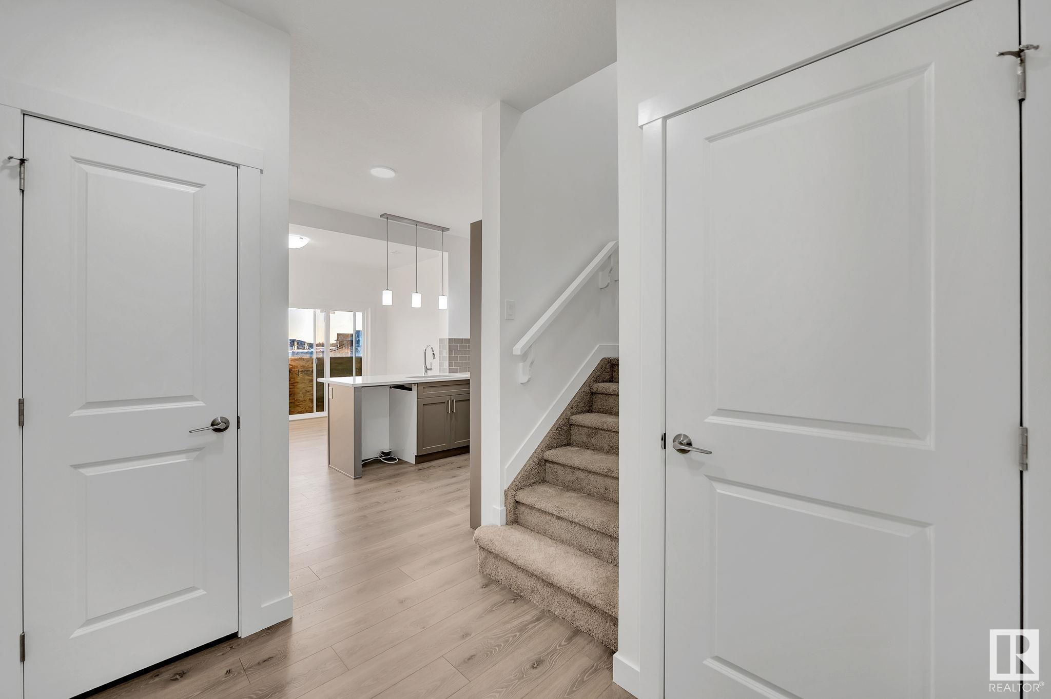      #17 2710 66 st SW SW , Edmonton,  ,T6X 3H4 ;  Listing Number: MLS E4418567
