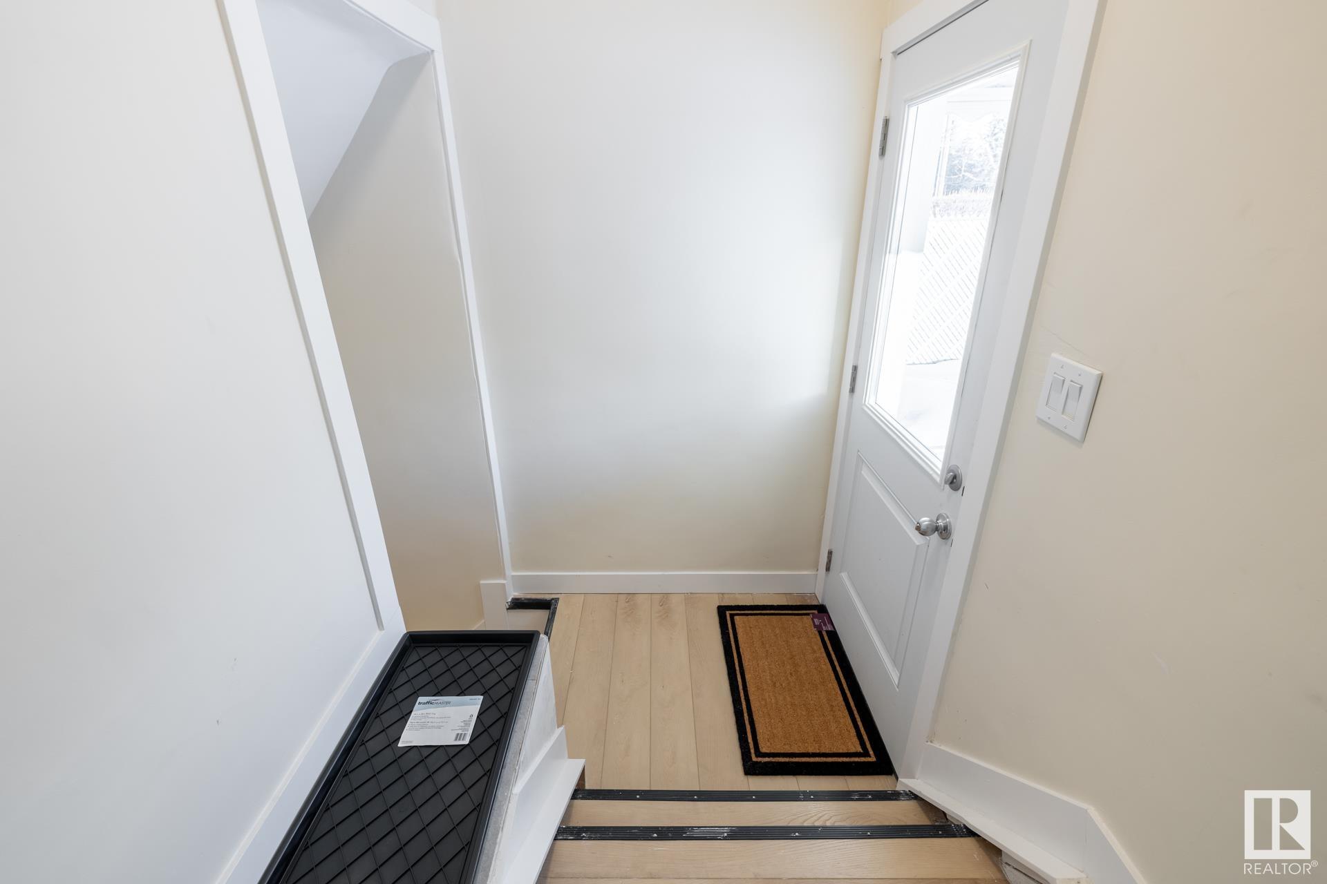     10819 92 ST NW , Edmonton,  ,T5H 1V5 ;  Listing Number: MLS E4418570