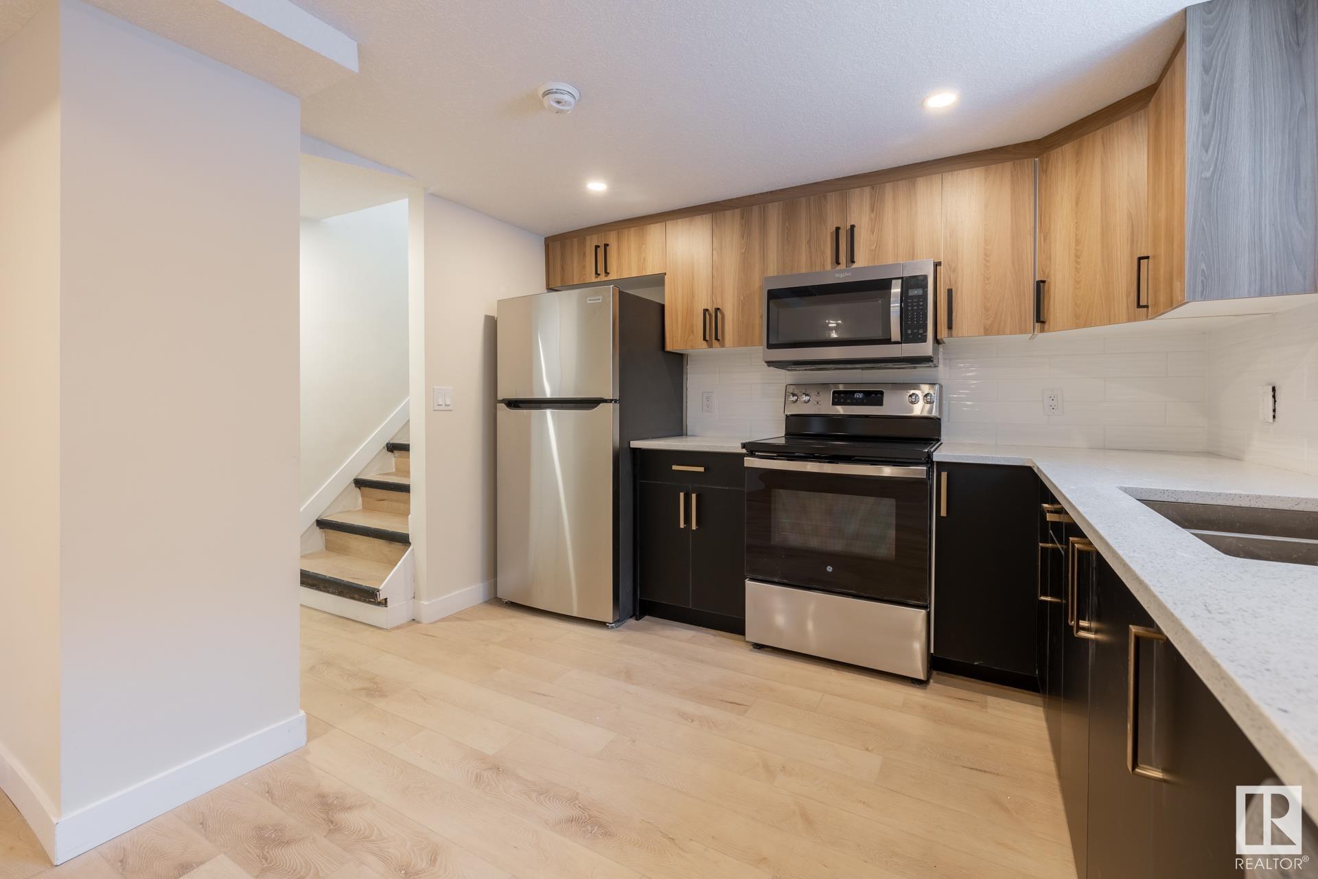      10819 92 ST NW , Edmonton,  ,T5H 1V5 ;  Listing Number: MLS E4418570