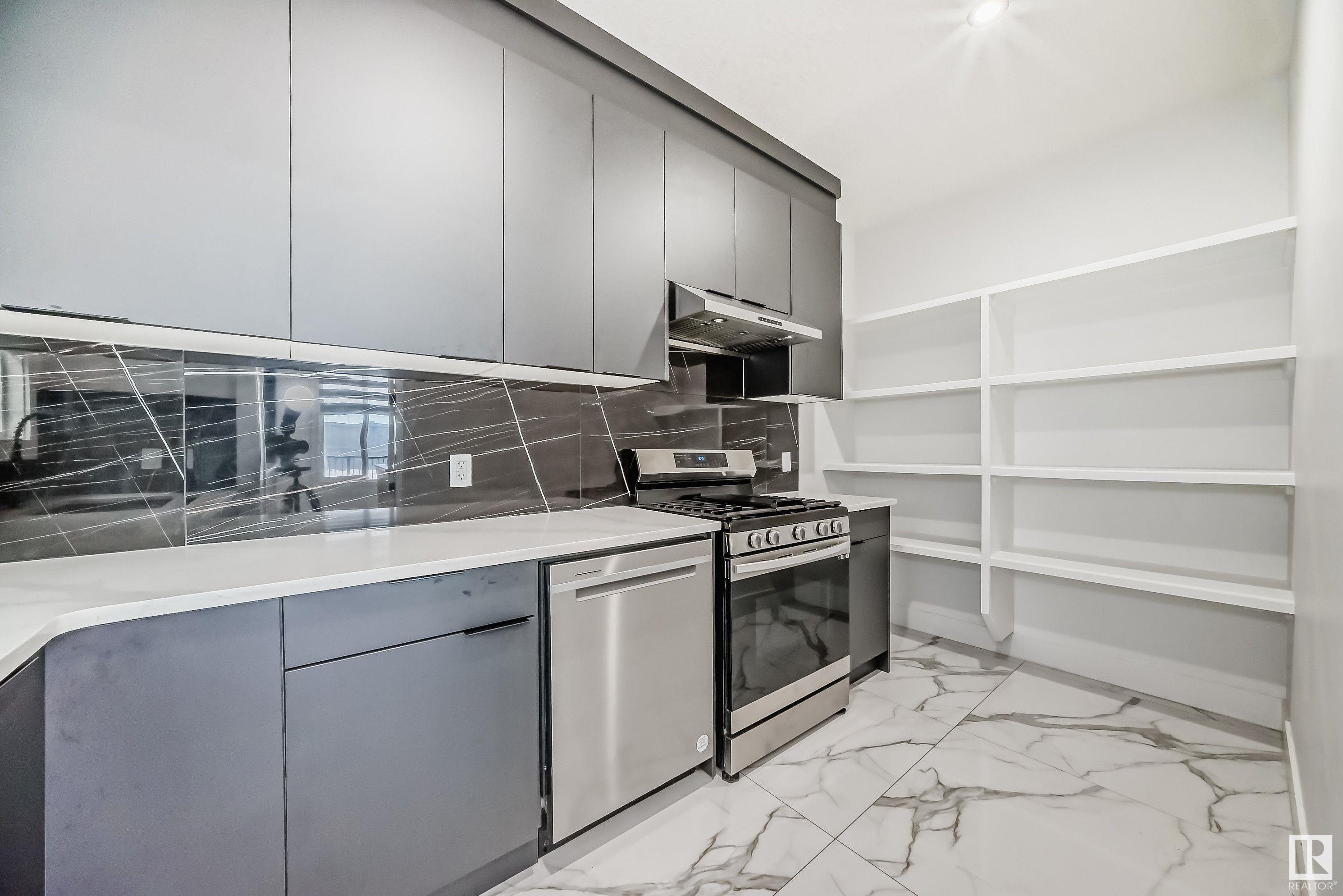      1004 151 AV NW , Edmonton,  ,T5Y 4C8 ;  Listing Number: MLS E4418573