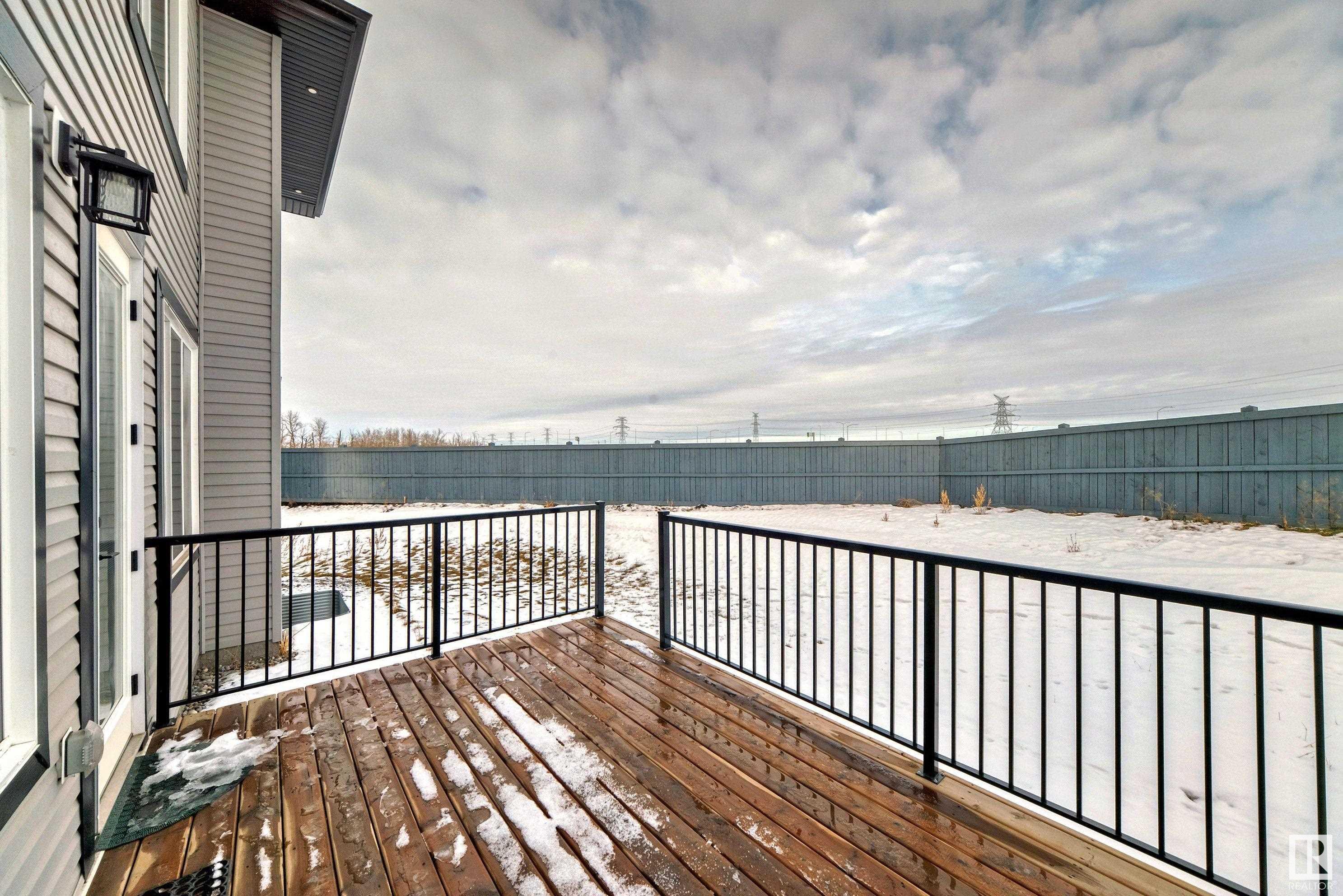      1004 151 AV NW , Edmonton,  ,T5Y 4C8 ;  Listing Number: MLS E4418573