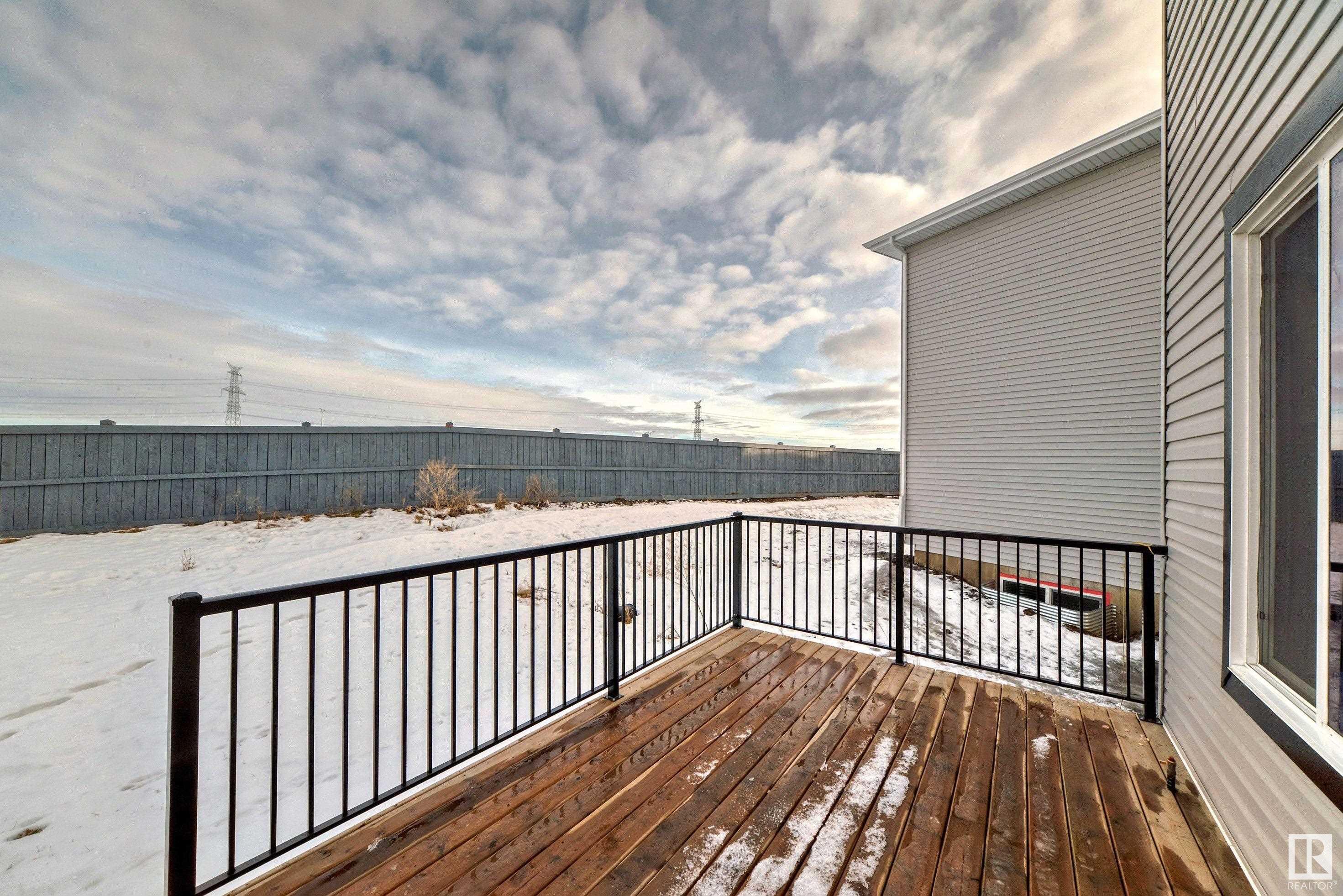      1004 151 AV NW , Edmonton,  ,T5Y 4C8 ;  Listing Number: MLS E4418573