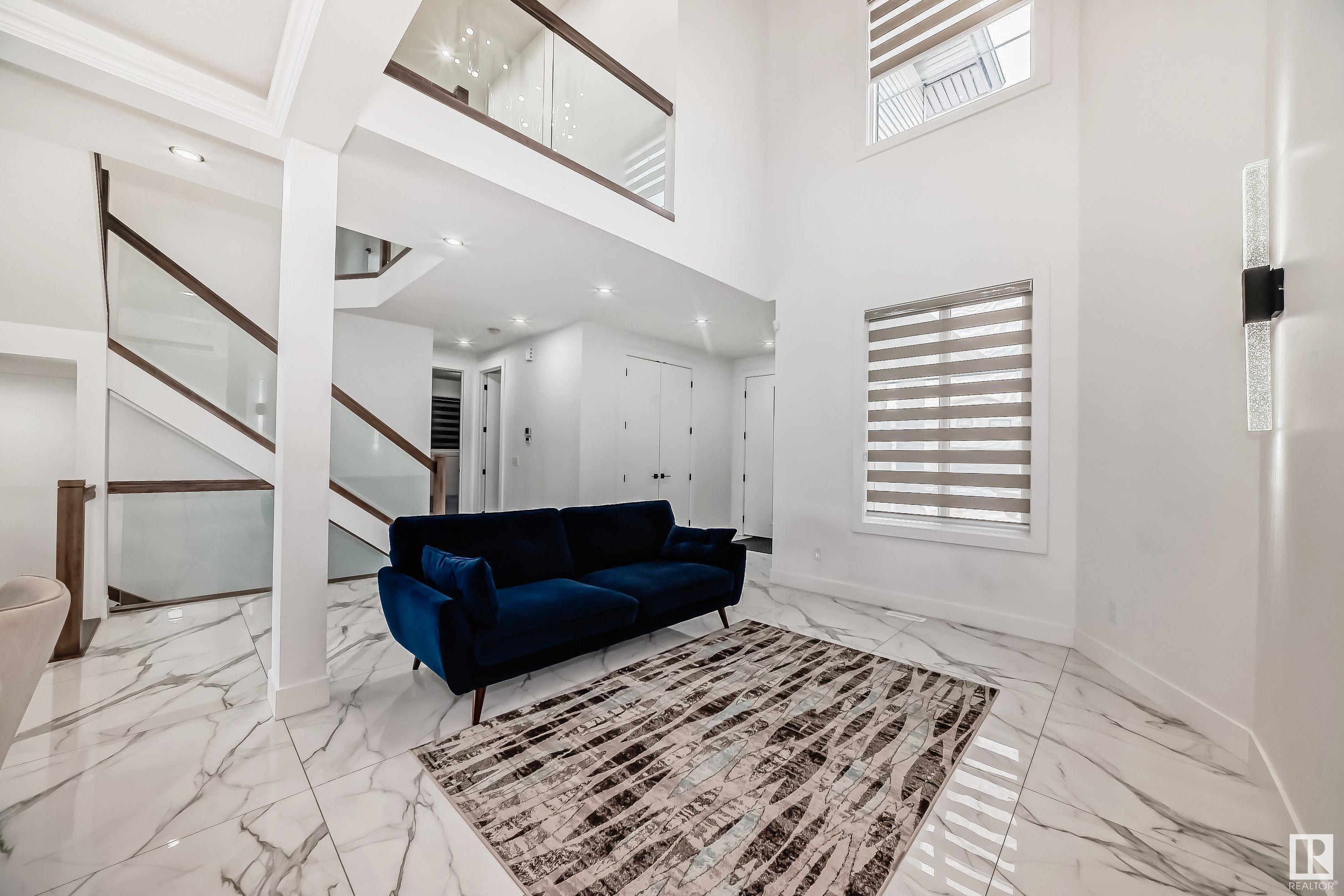      1004 151 AV NW , Edmonton,  ,T5Y 4C8 ;  Listing Number: MLS E4418573