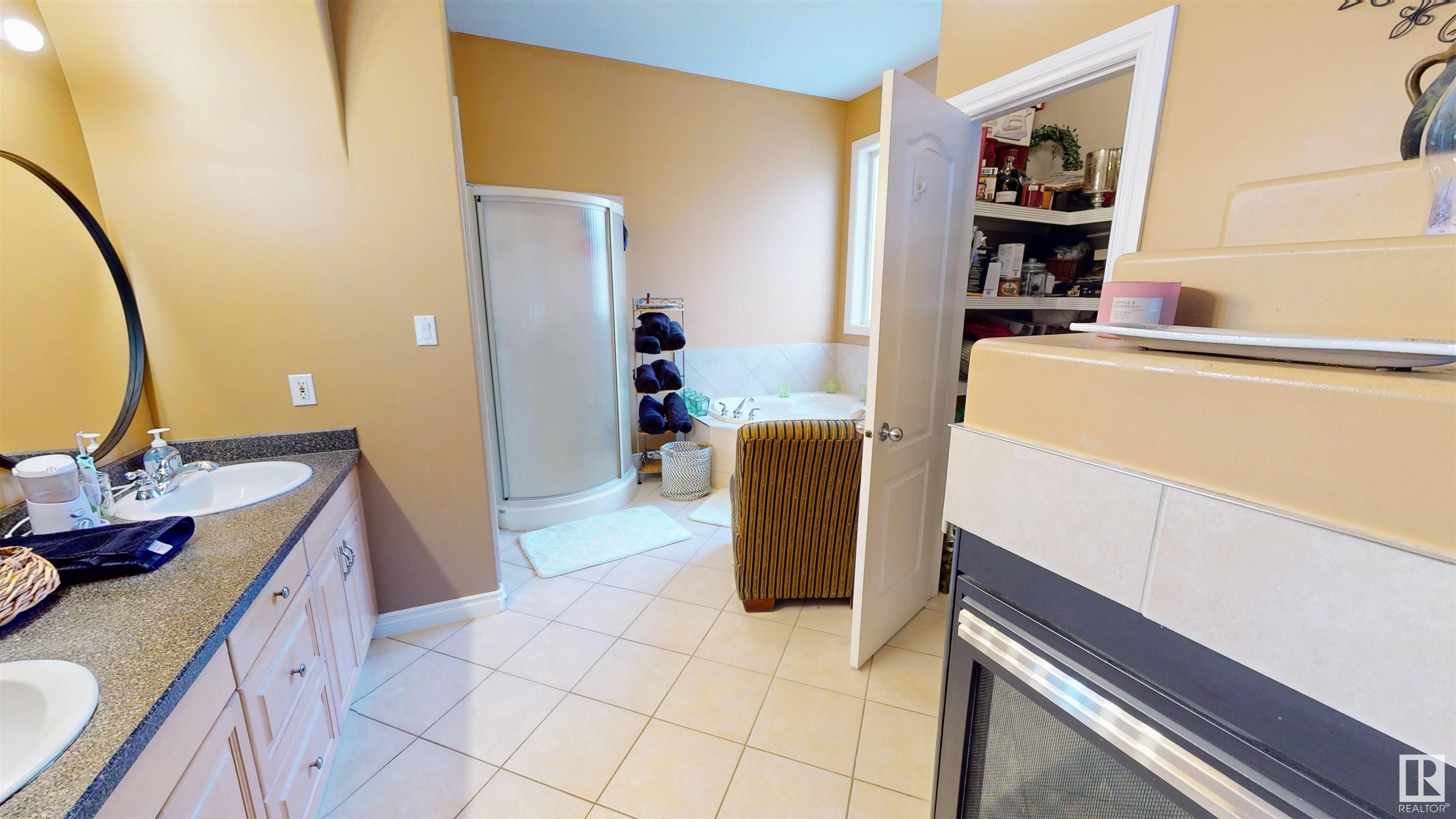      71 L'HIRONDELLE CO , St. Albert,  ,T8T 6T8 ;  Listing Number: MLS E4418582