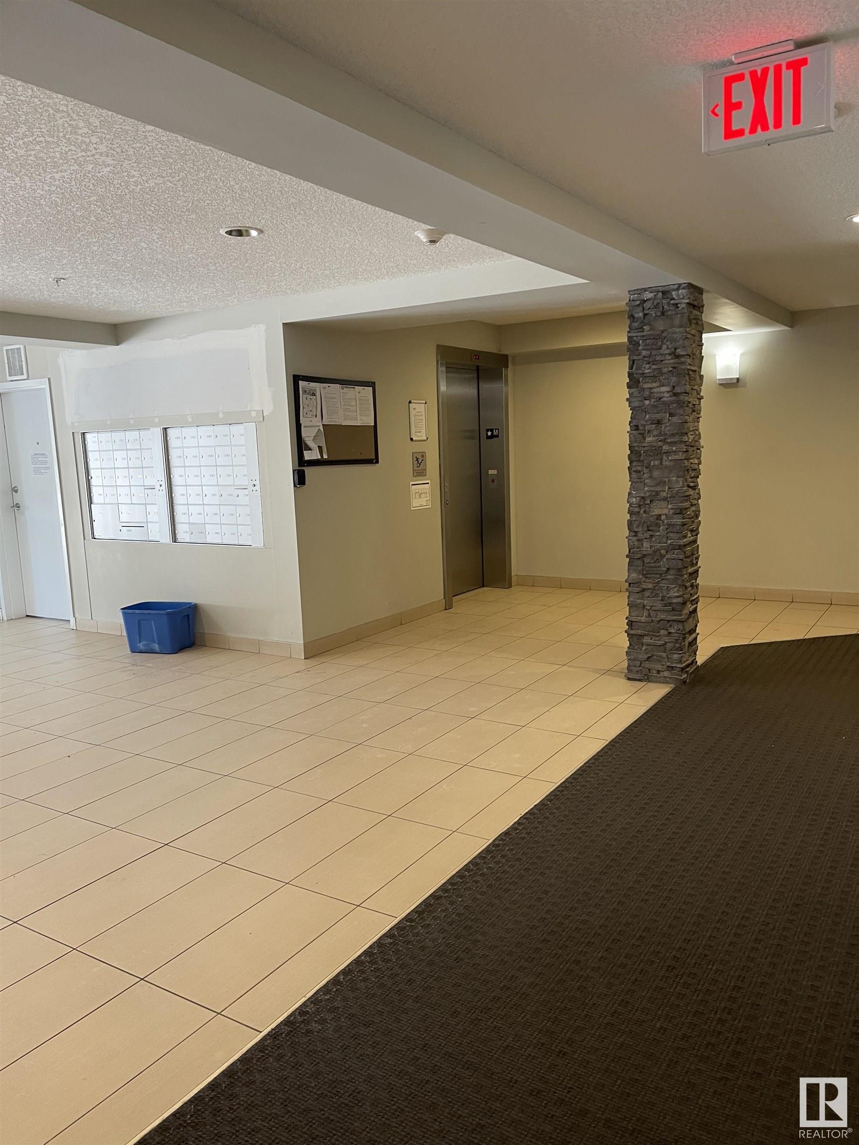      #112 9519 160 AV NW NW , Edmonton,  ,T5Z 0N1 ;  Listing Number: MLS E4418585