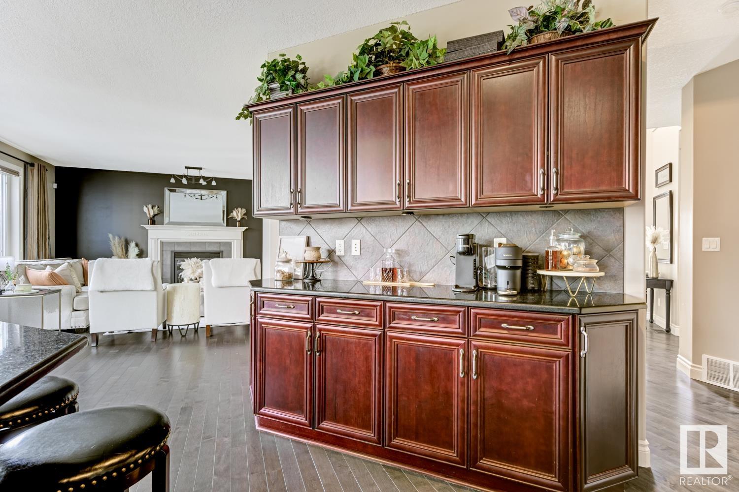      5007 210 ST NW , Edmonton,  ,T6M 0A8 ;  Listing Number: MLS E4418588