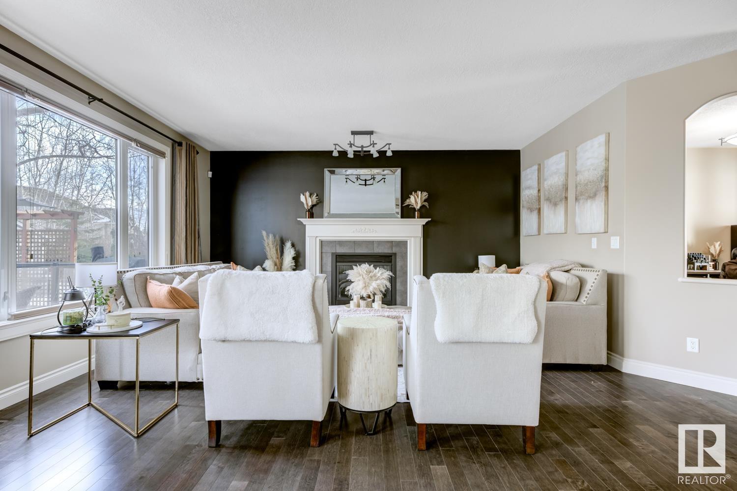      5007 210 ST NW , Edmonton,  ,T6M 0A8 ;  Listing Number: MLS E4418588