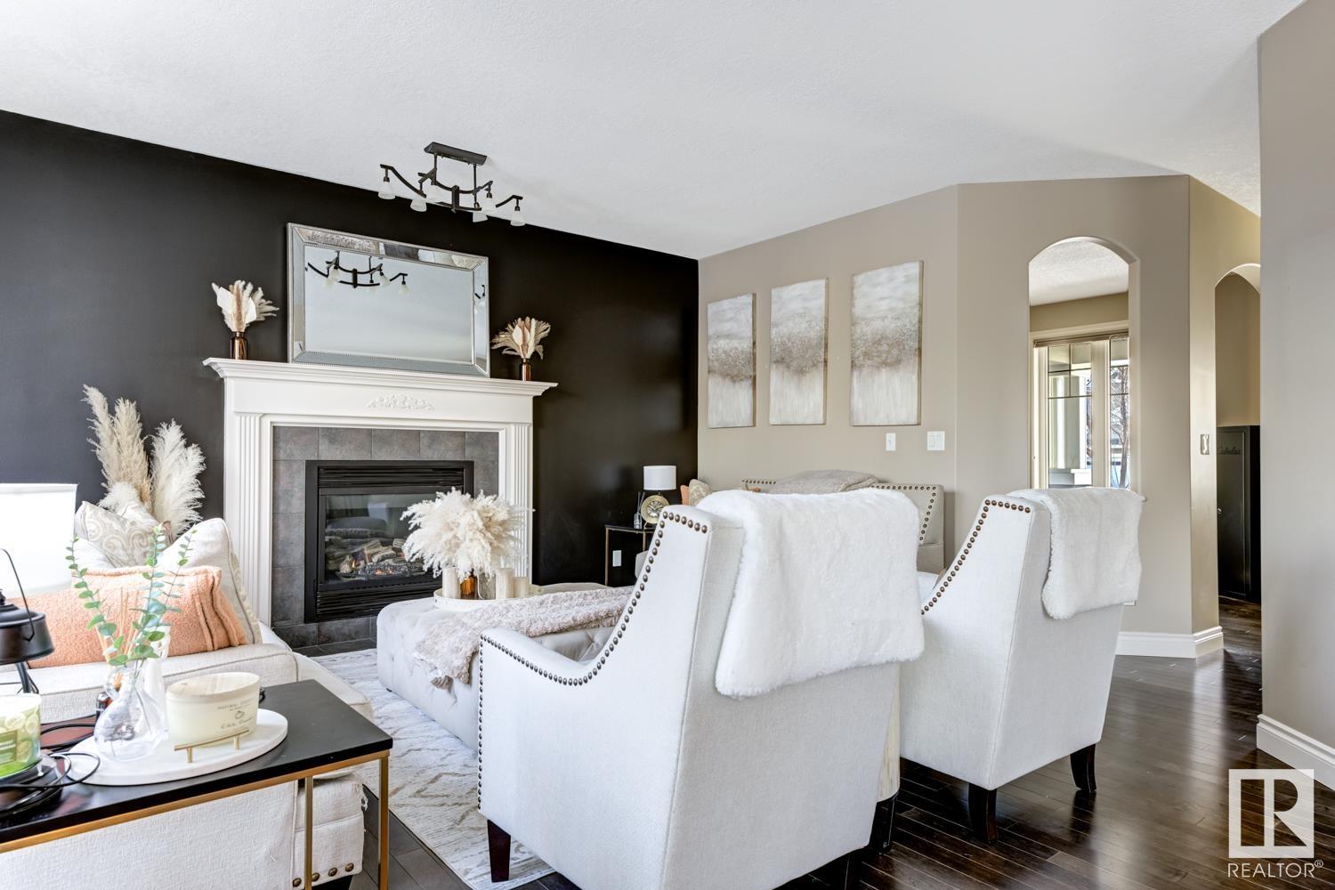      5007 210 ST NW , Edmonton,  ,T6M 0A8 ;  Listing Number: MLS E4418588