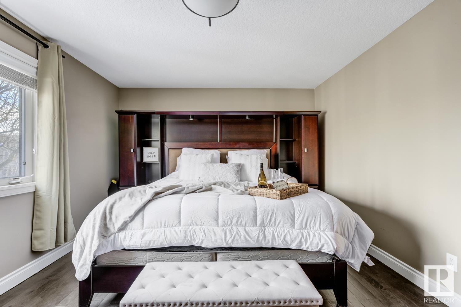      5007 210 ST NW , Edmonton,  ,T6M 0A8 ;  Listing Number: MLS E4418588