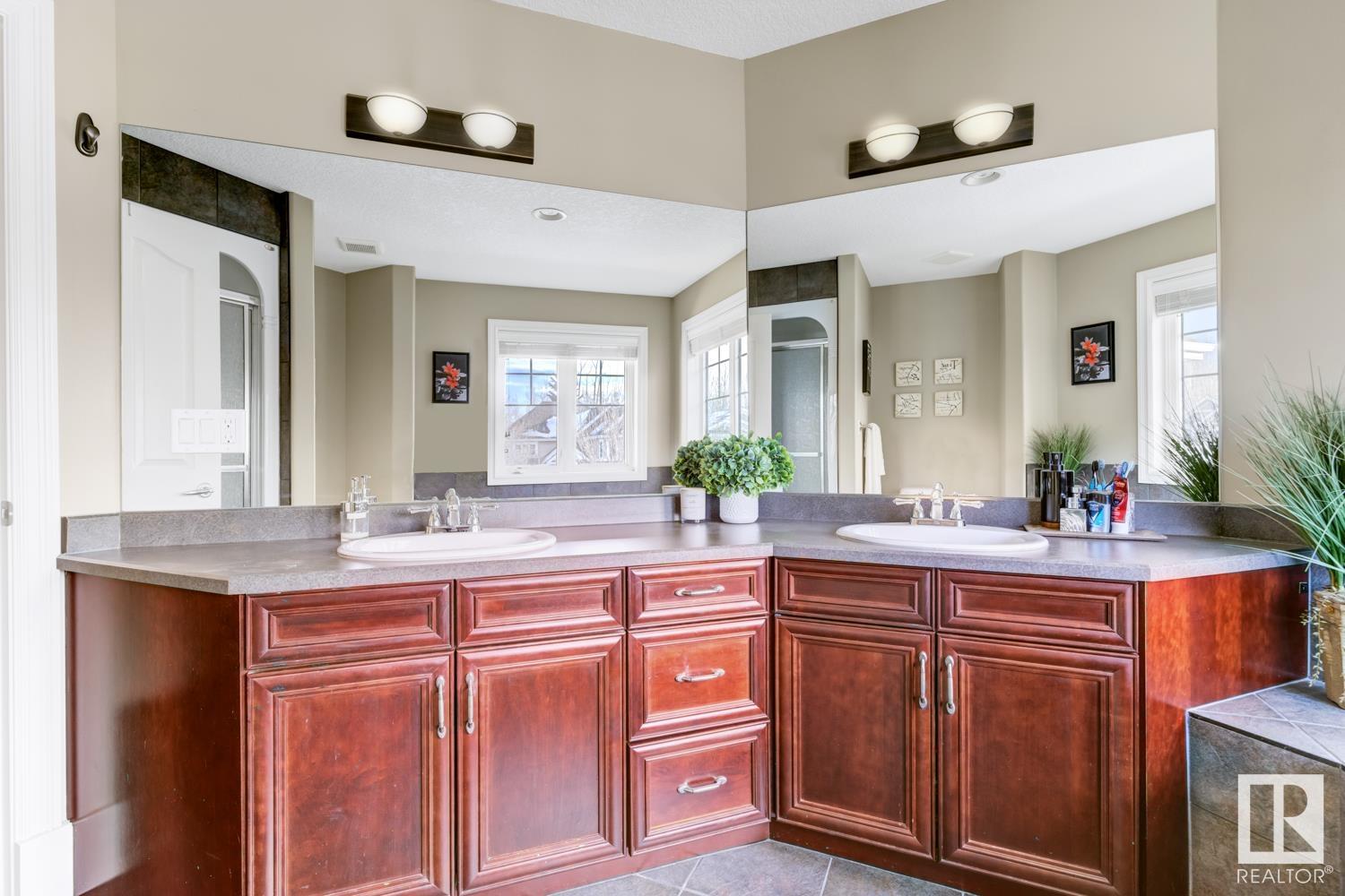      5007 210 ST NW , Edmonton,  ,T6M 0A8 ;  Listing Number: MLS E4418588