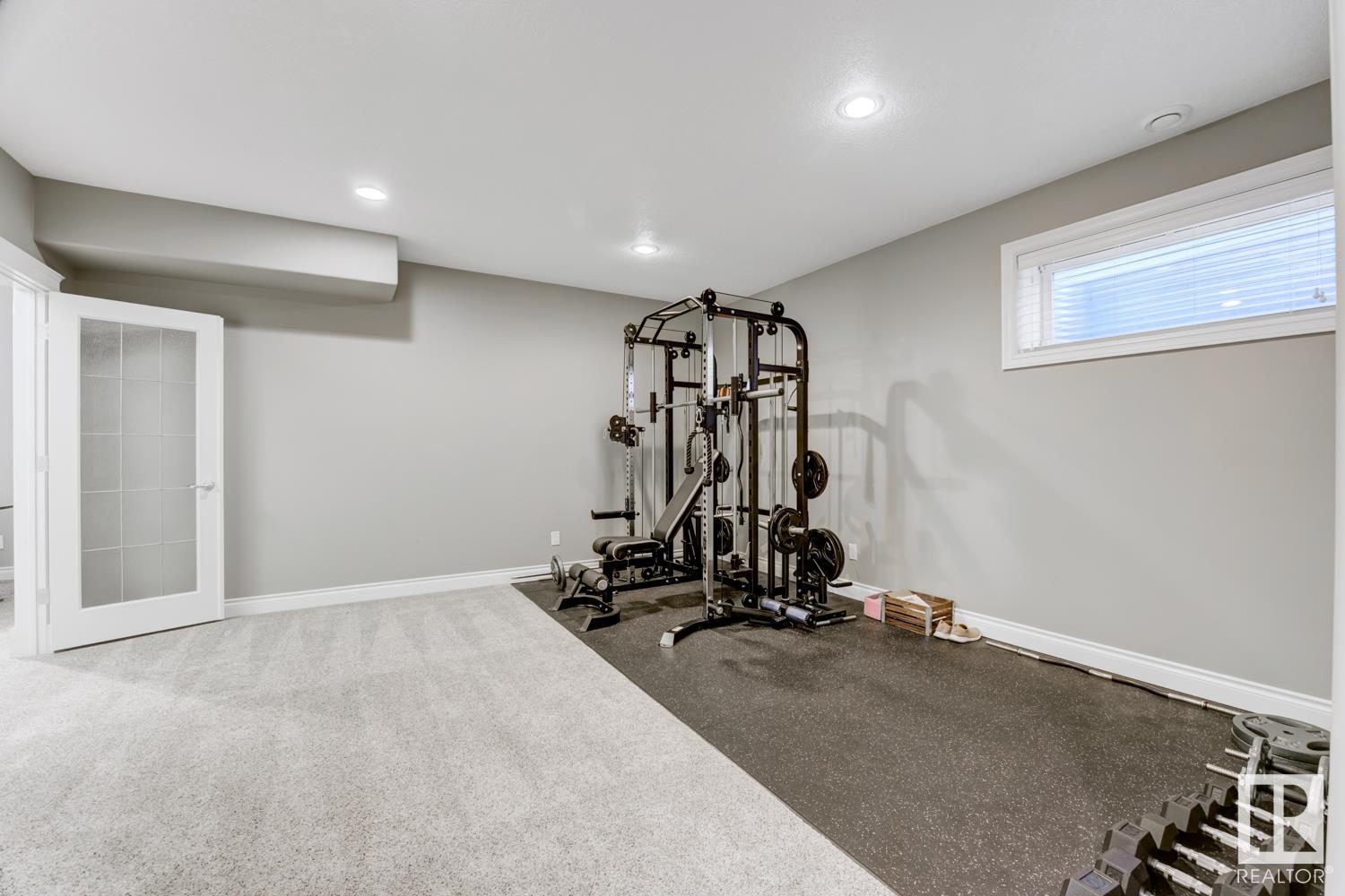      5007 210 ST NW , Edmonton,  ,T6M 0A8 ;  Listing Number: MLS E4418588
