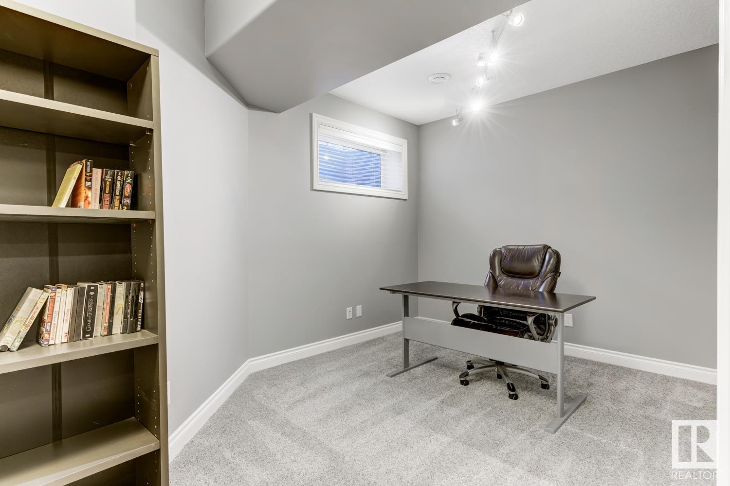      5007 210 ST NW , Edmonton,  ,T6M 0A8 ;  Listing Number: MLS E4418588